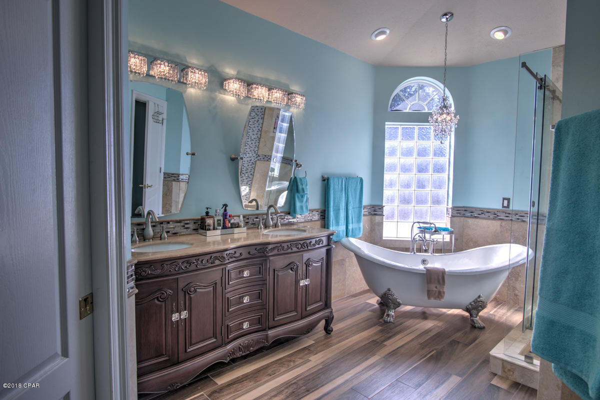 Pelican Bay - Residential