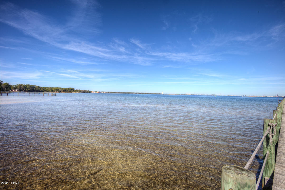 Pelican Bay - Residential