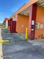 [No Recorded Subdiv] - Commercial Sale