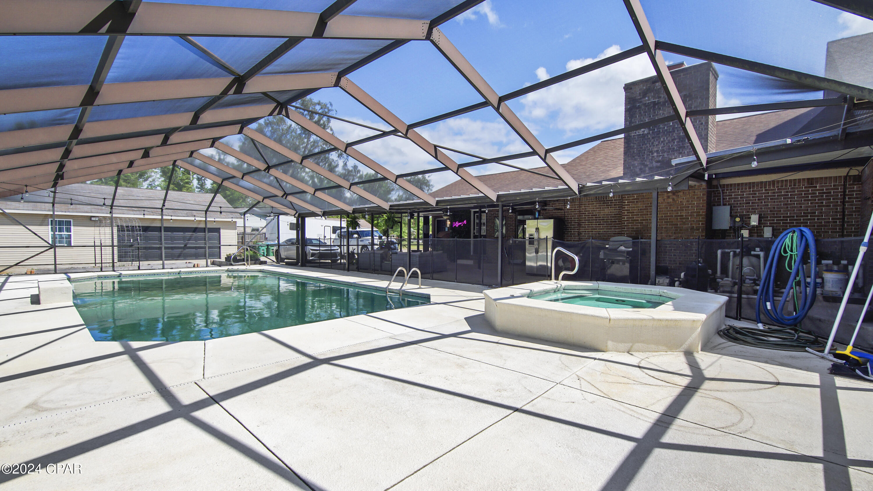 Deerpoint Lake Heights - Residential