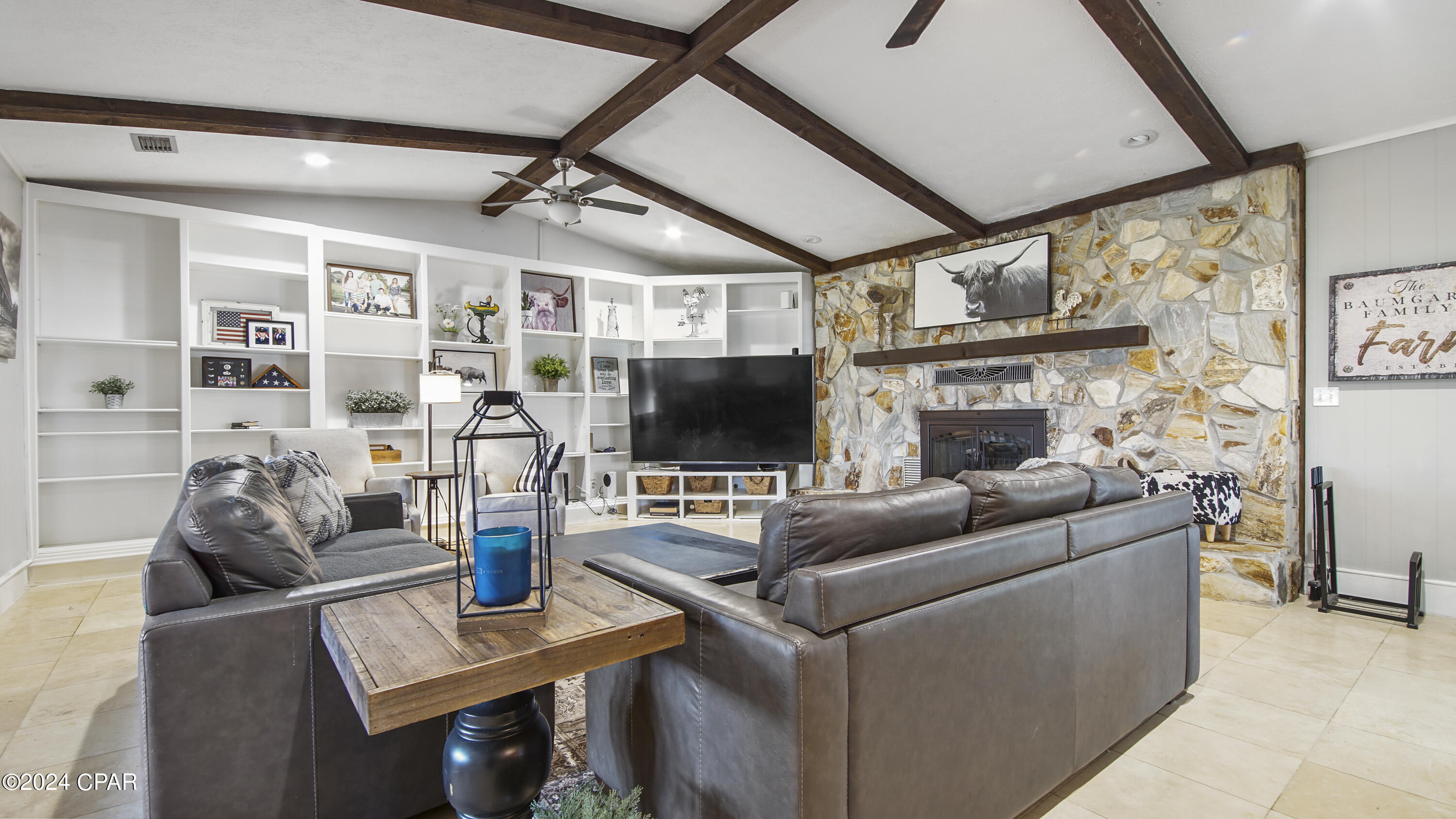 Deerpoint Lake Heights - Residential