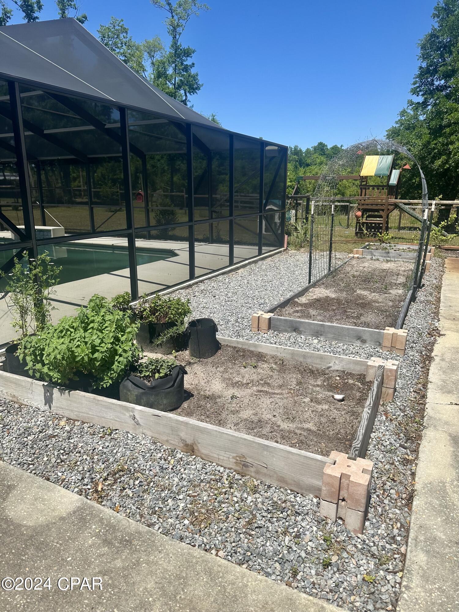 Deerpoint Lake Heights - Residential