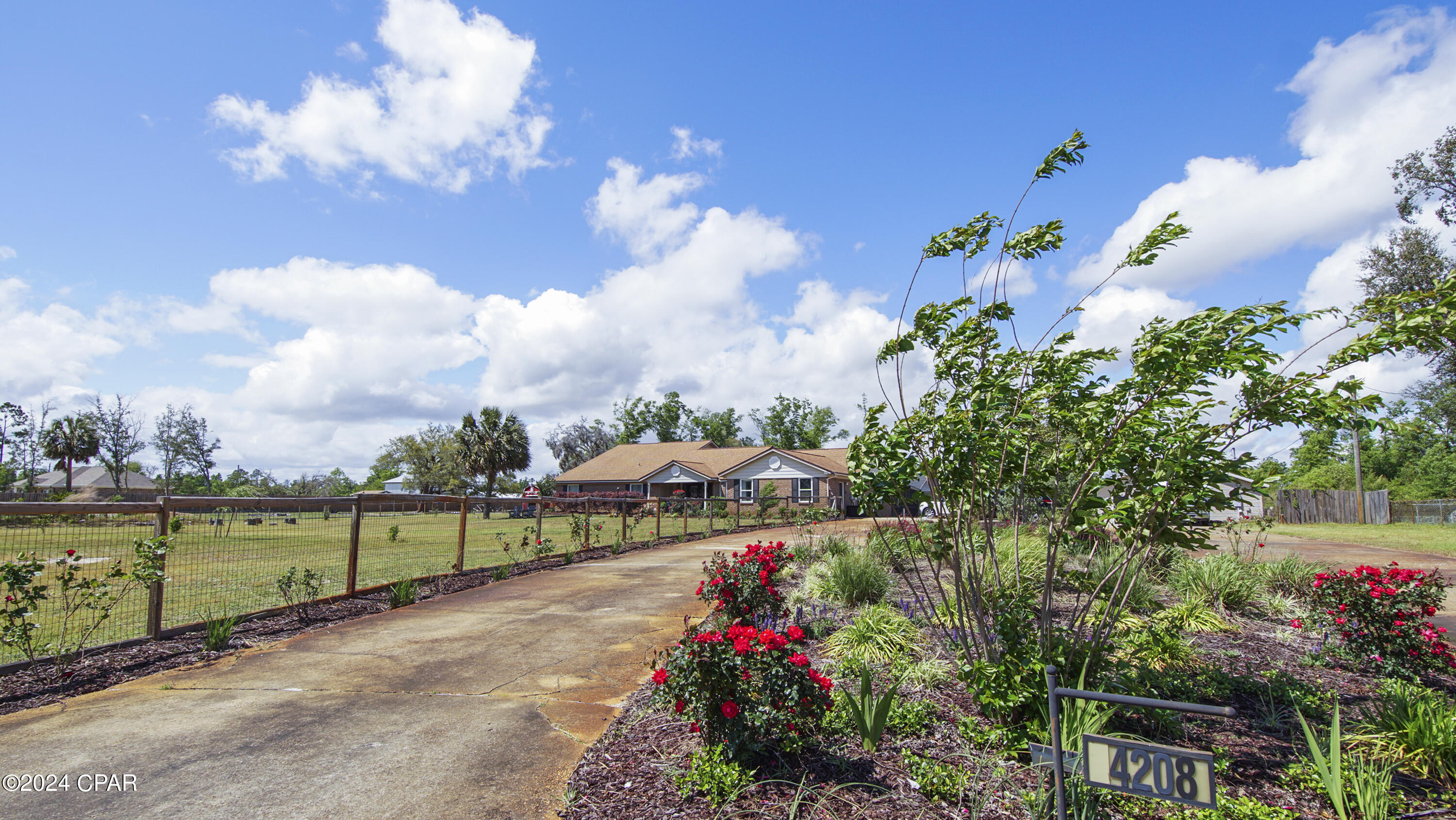 Deerpoint Lake Heights - Residential
