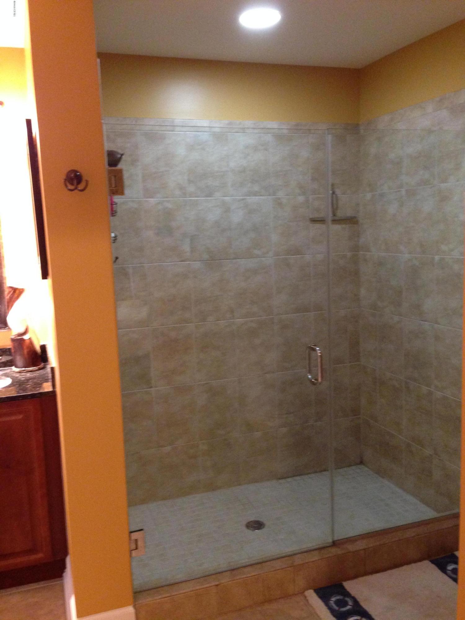 Reflections - Residential Lease