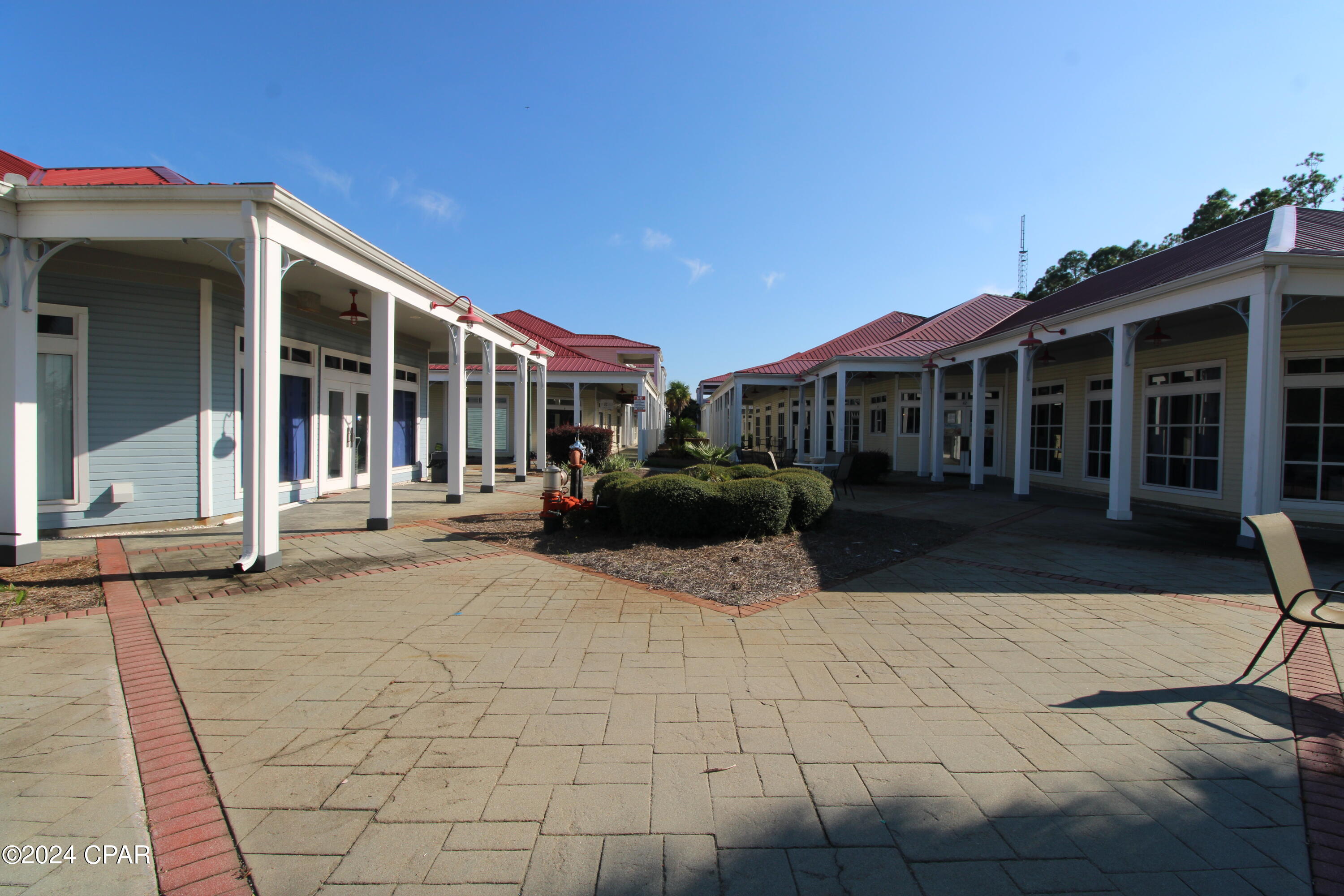 Promenade Shopping Mall - Commercial Lease