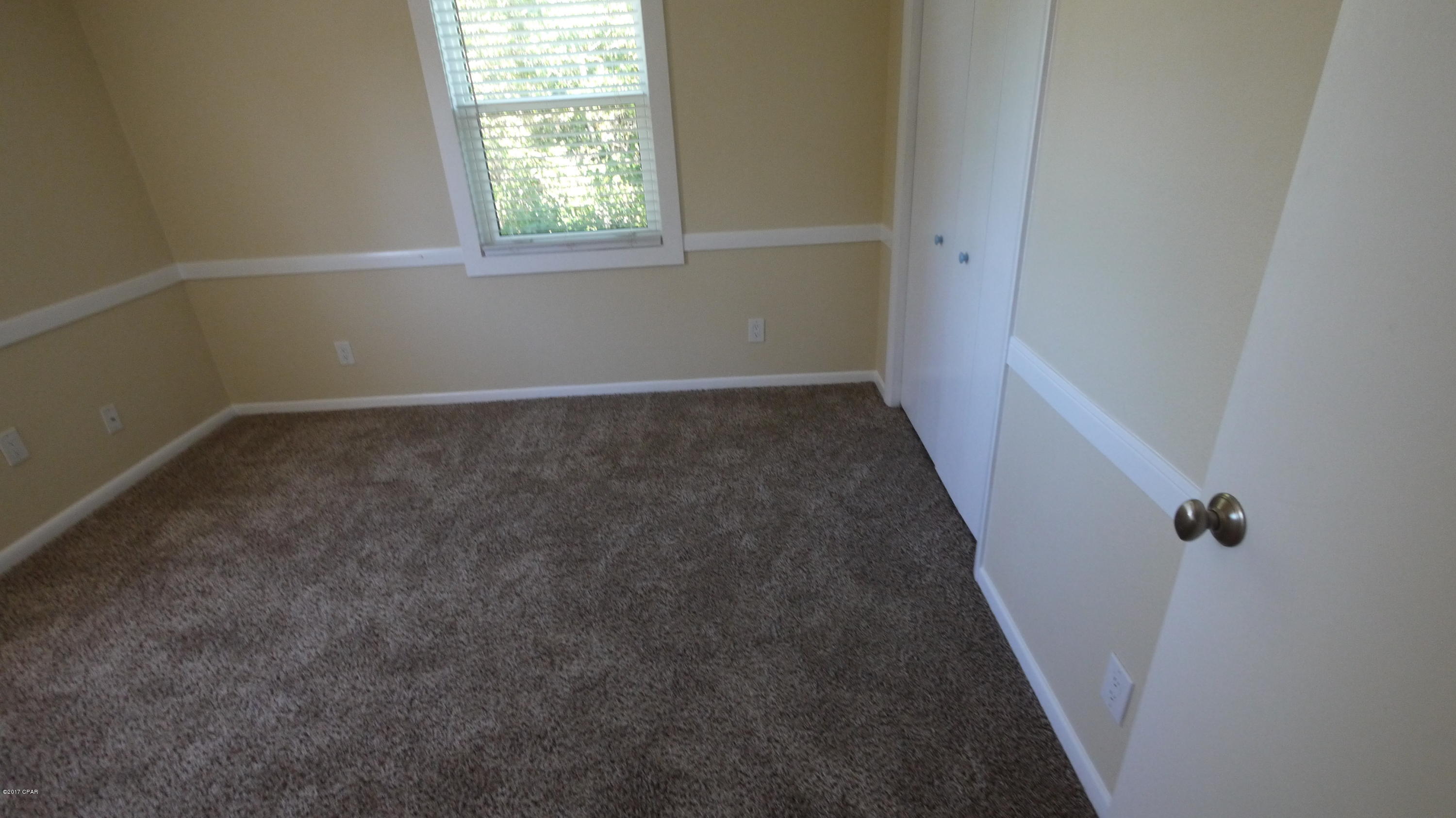 Silver Sands Unit 1 - Residential Lease