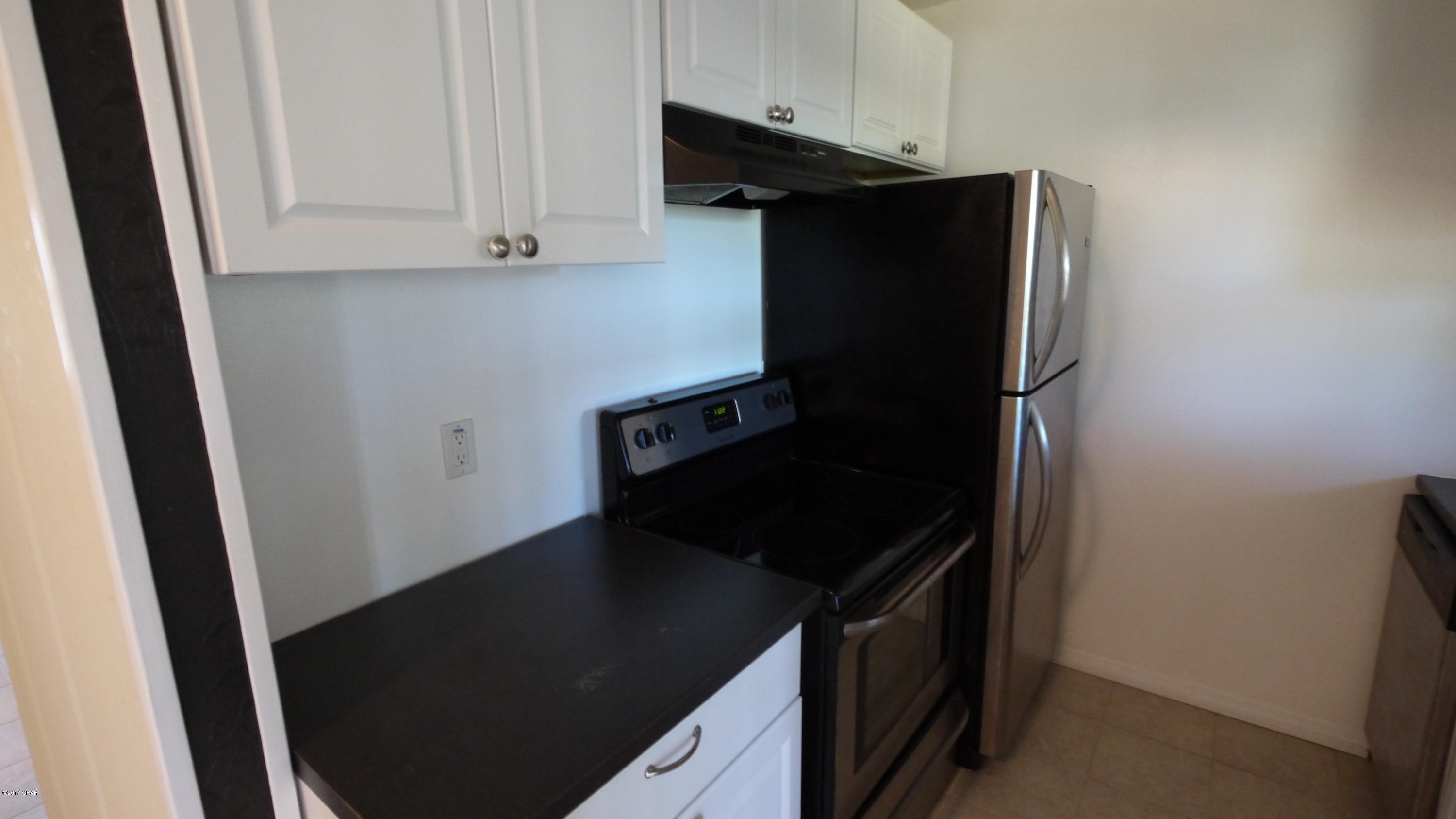 Silver Sands Unit 1 - Residential Lease