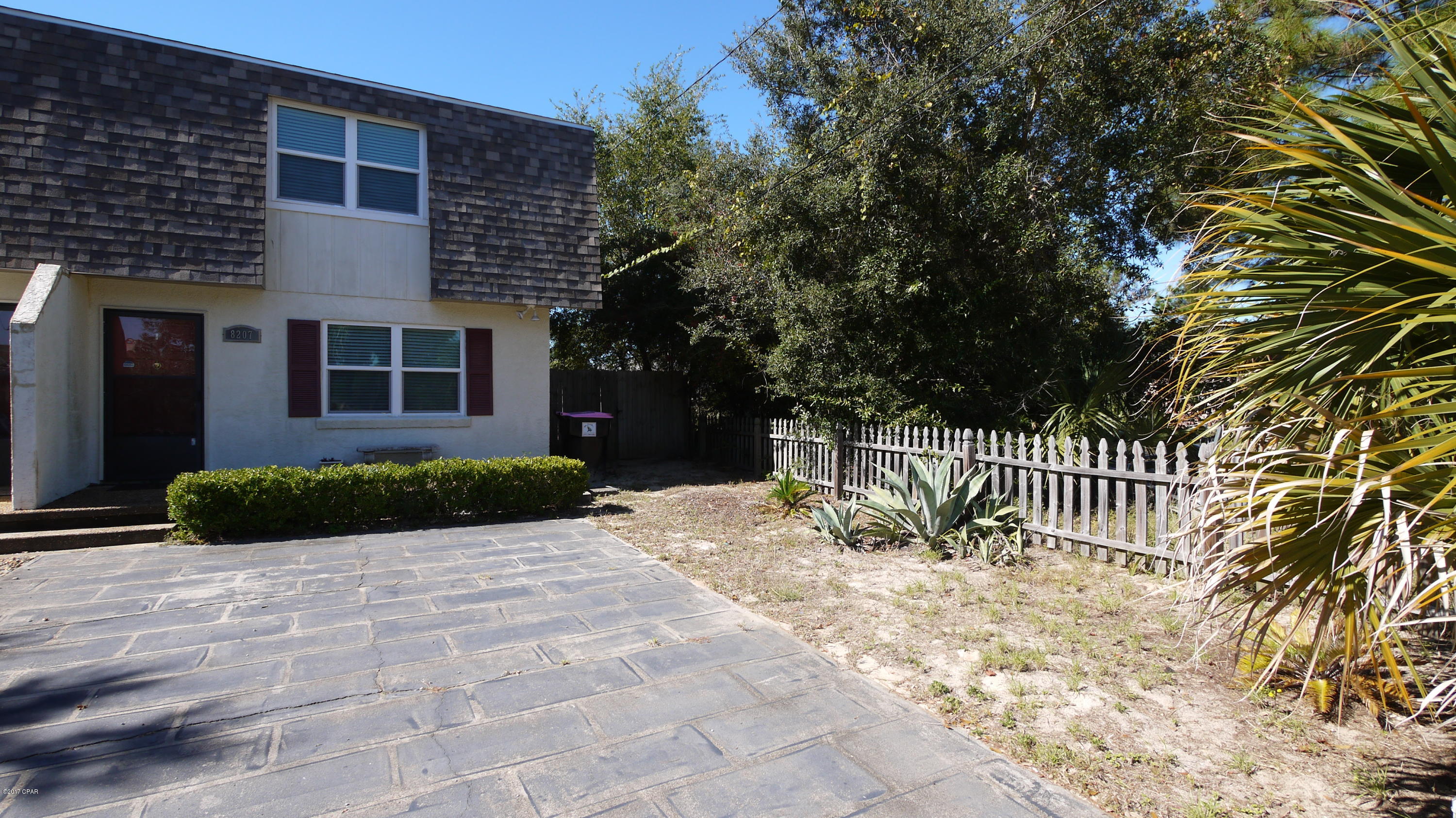 Silver Sands Unit 1 - Residential Lease