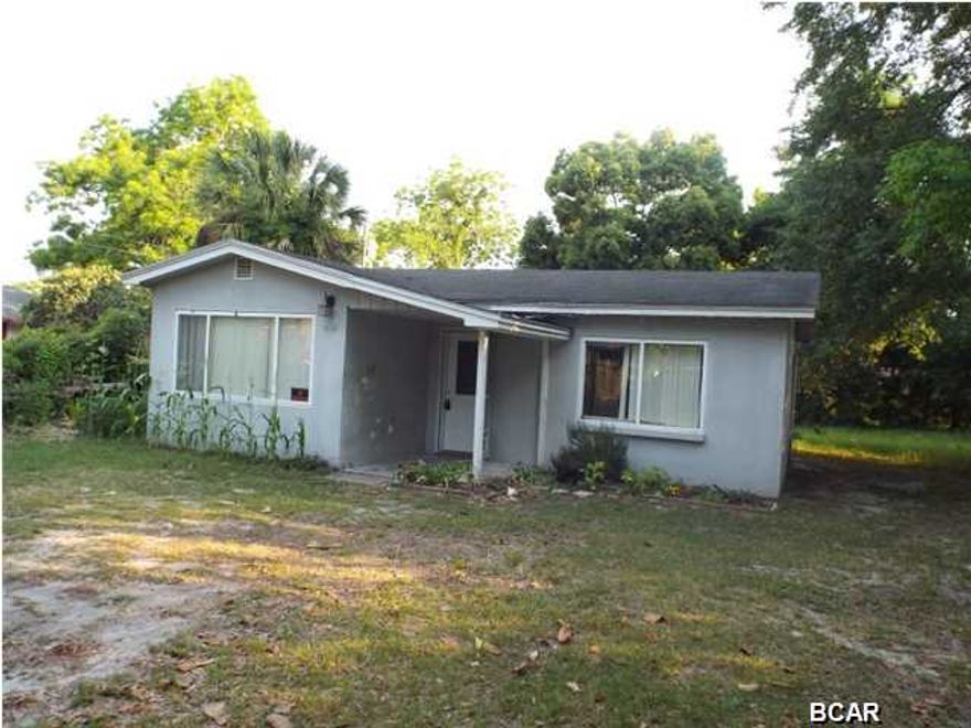 One bedroom one bathroom home perfect as a first home or rental offered as is. The property is on large lot with plenty of parking, and is close to Highway 98. All sizes are approximate or taken from other sources please verify accordingly.