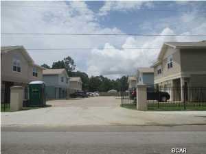 Pines 3rd Add Replat - Residential Lease