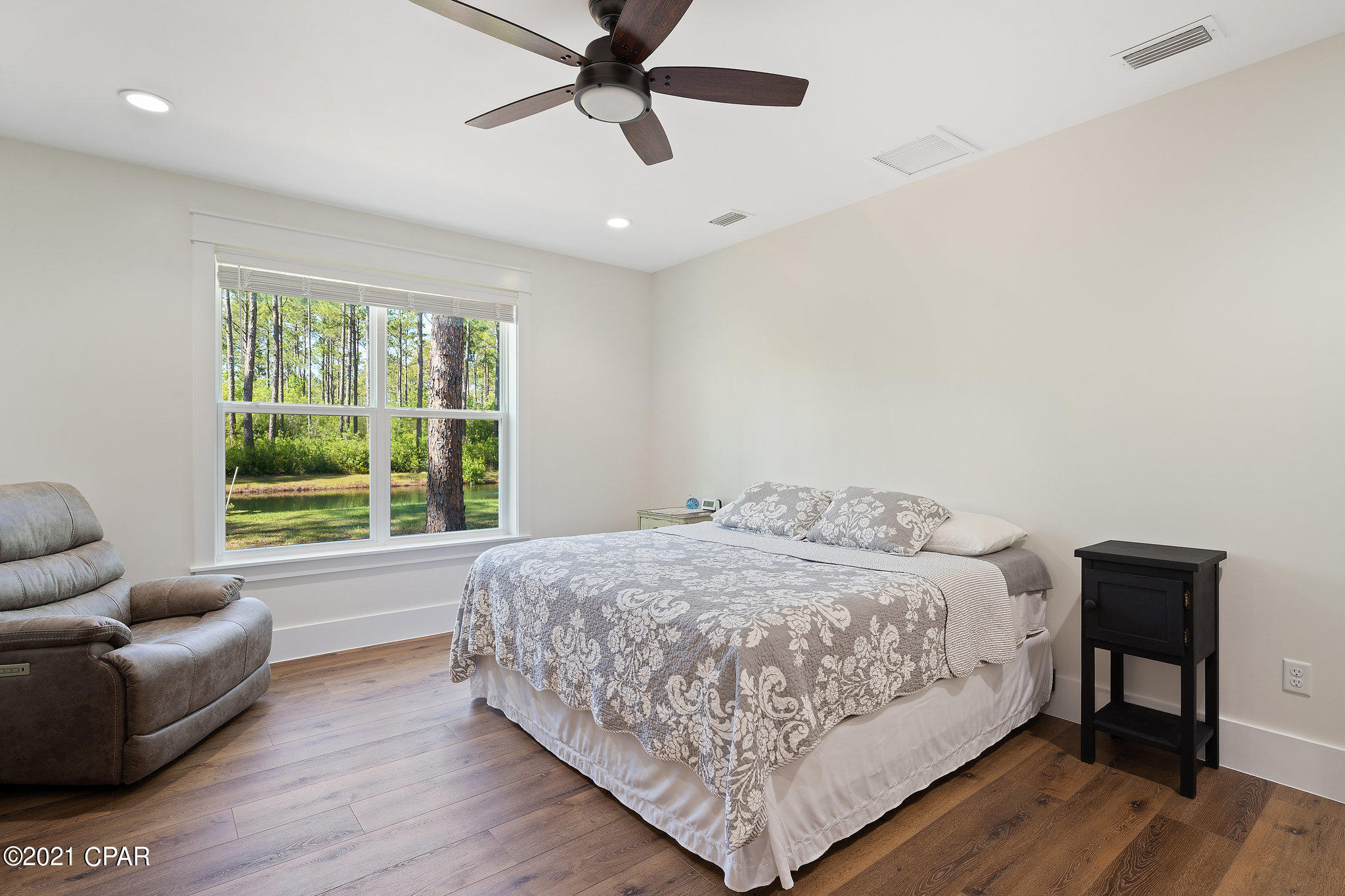 Rivercamps On Crooked Creek - Residential