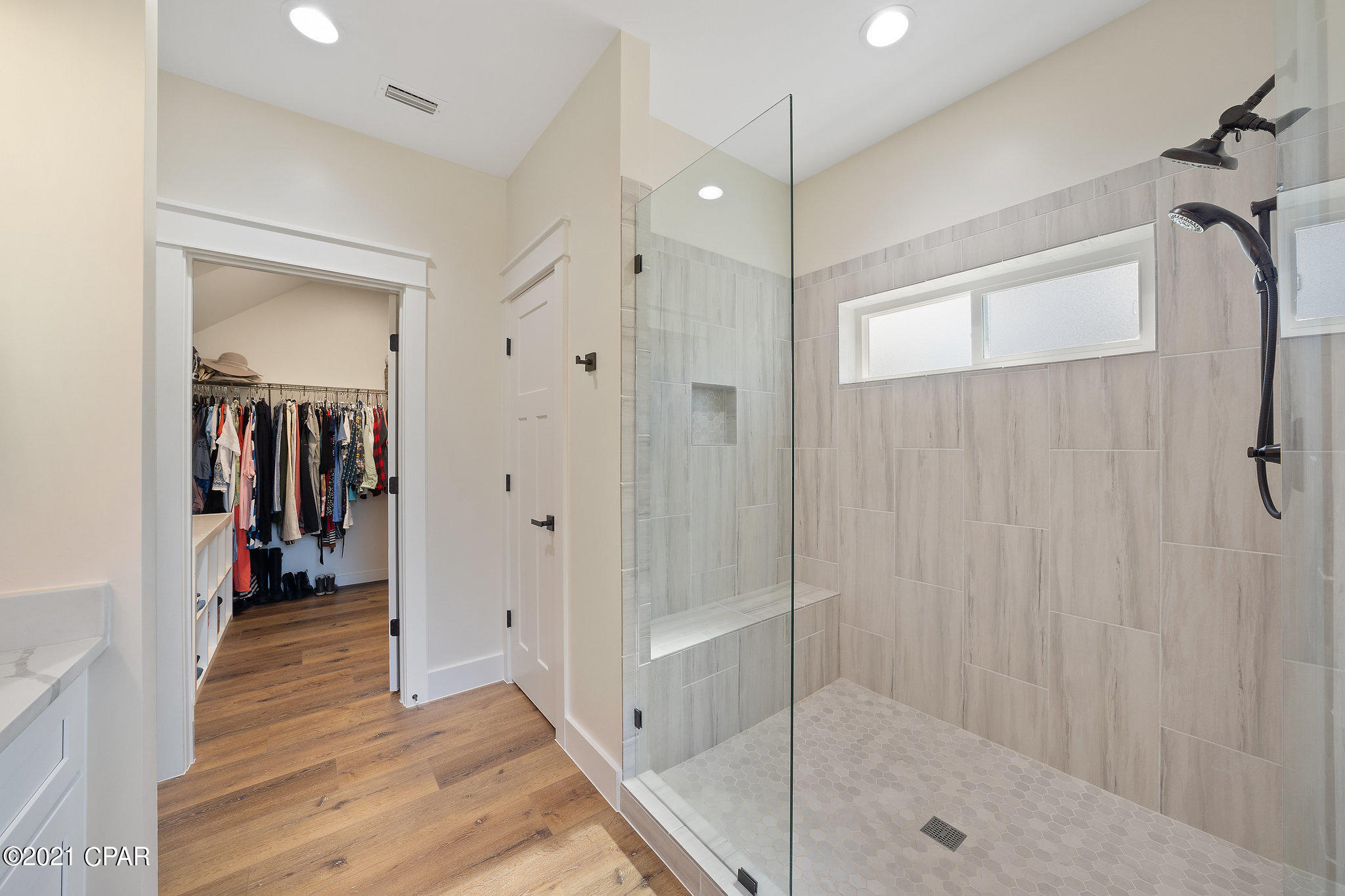 Rivercamps On Crooked Creek - Residential