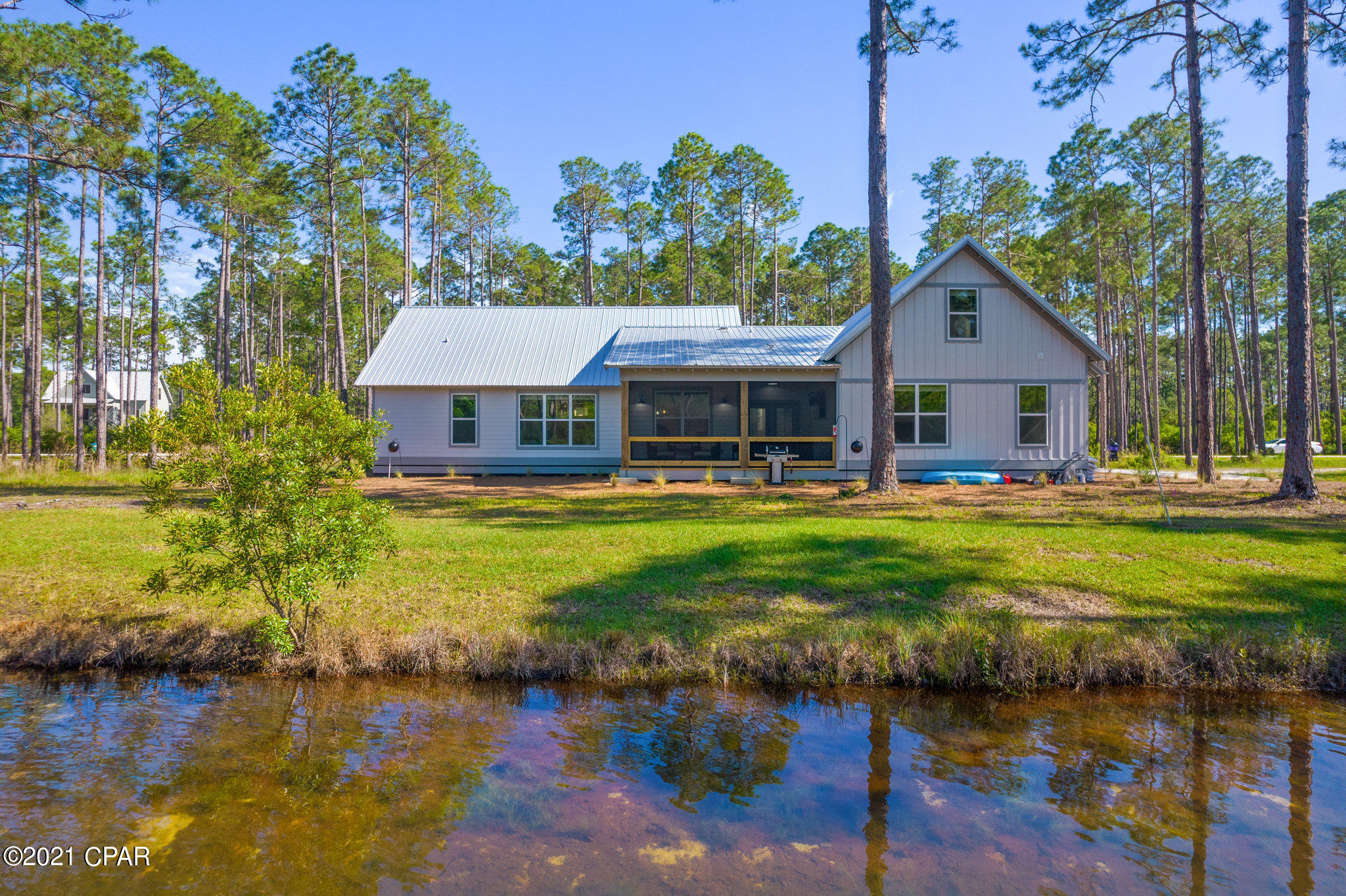 Rivercamps On Crooked Creek - Residential