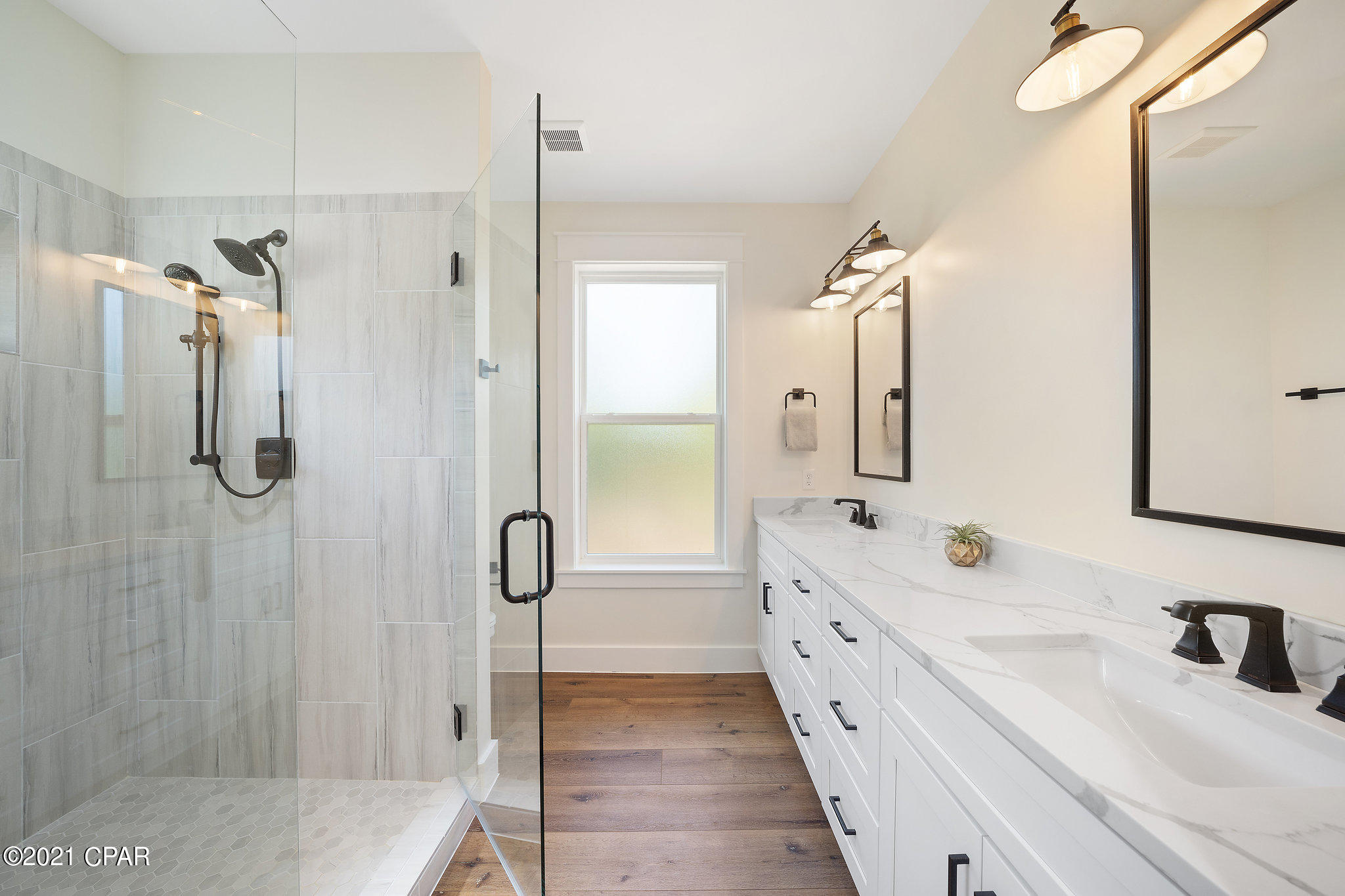 Rivercamps On Crooked Creek - Residential