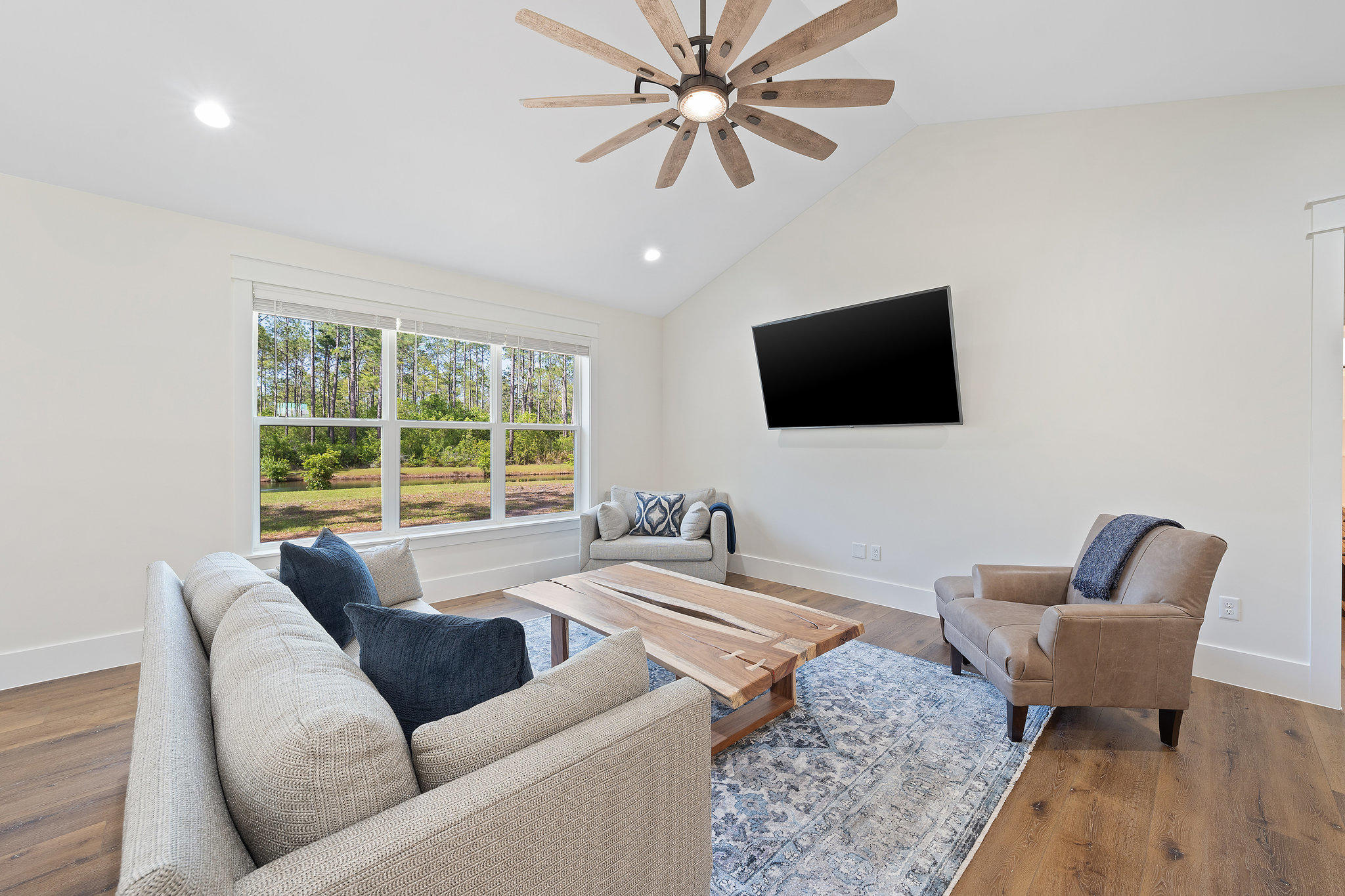 Rivercamps On Crooked Creek - Residential