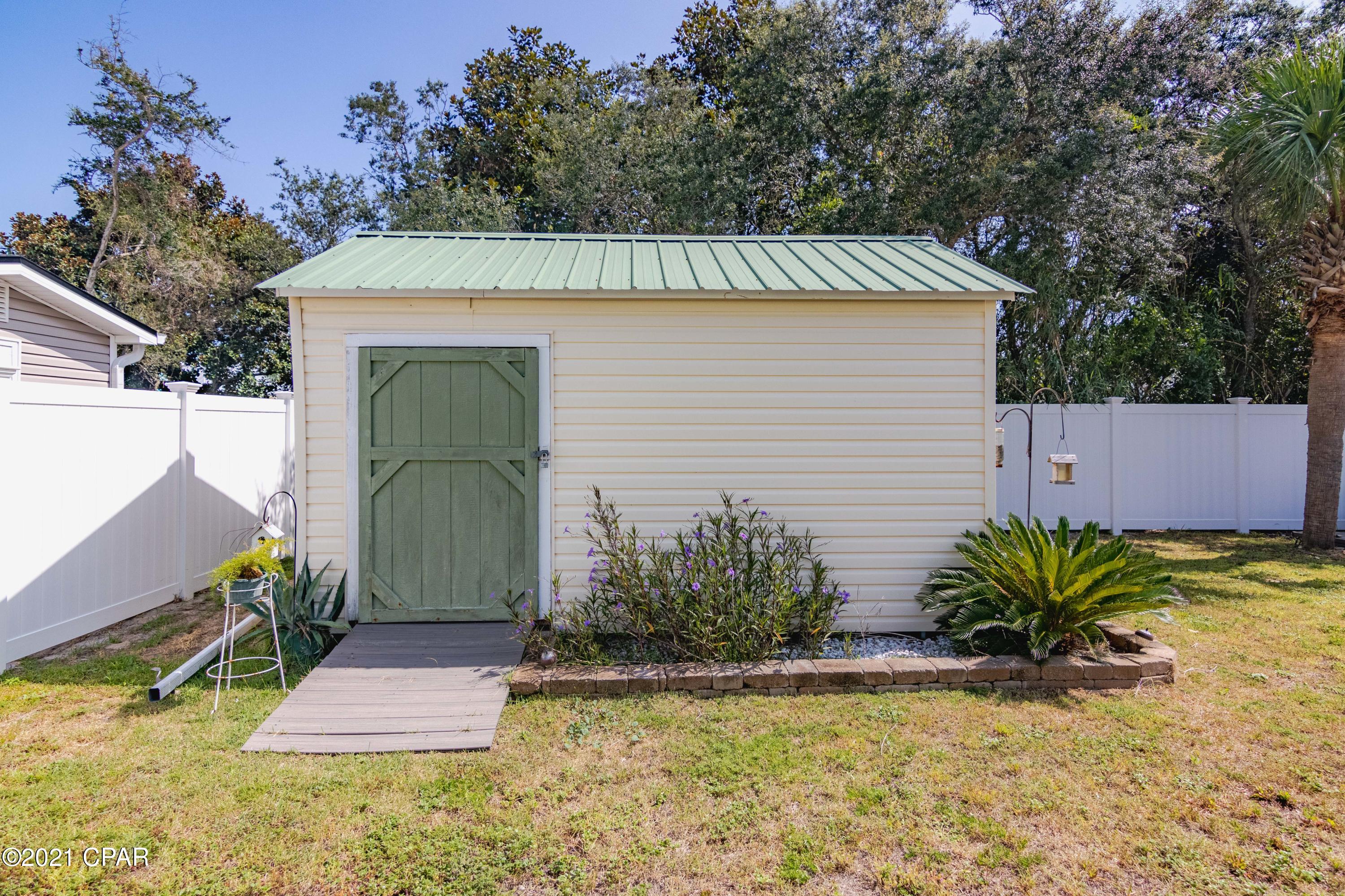 Bid-A-Wee Beach 1st Add - Residential