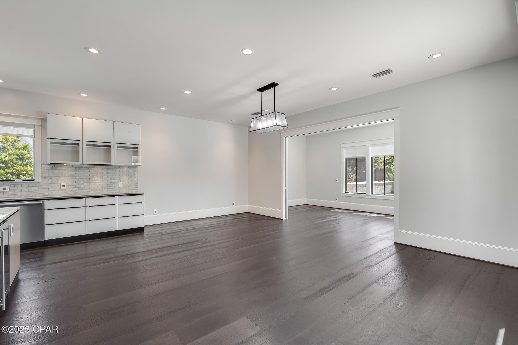 Lake Merial - Residential