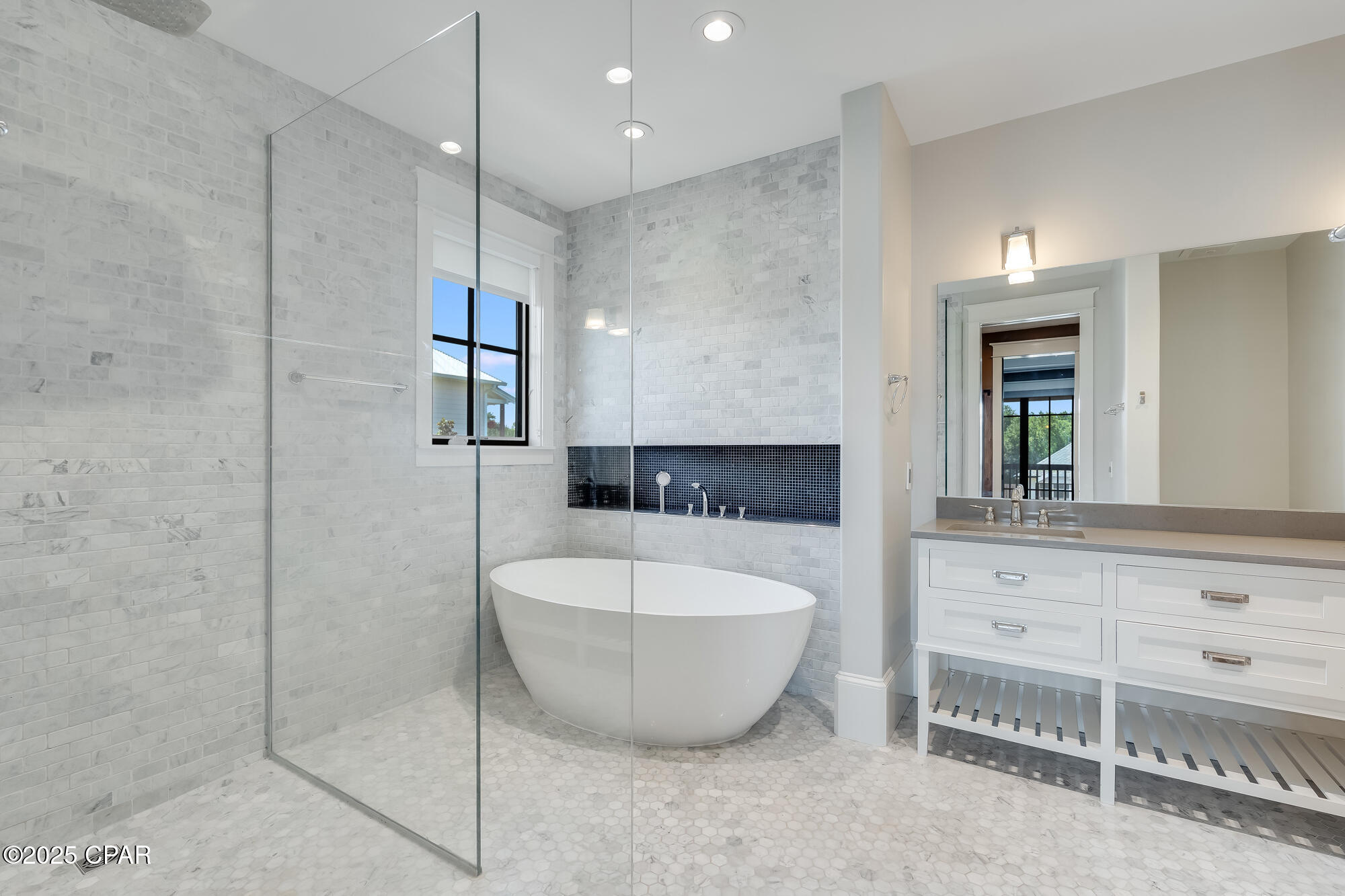 Lake Merial - Residential