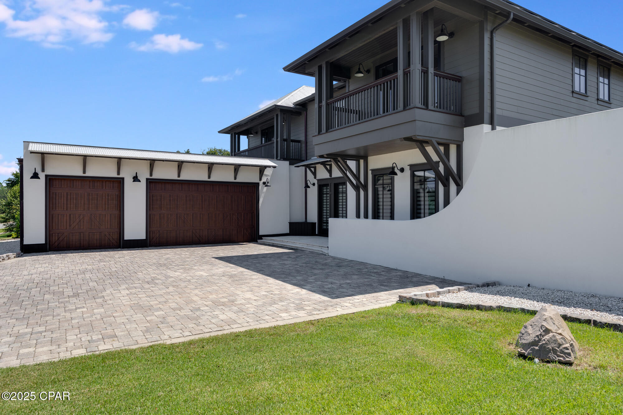 Lake Merial - Residential