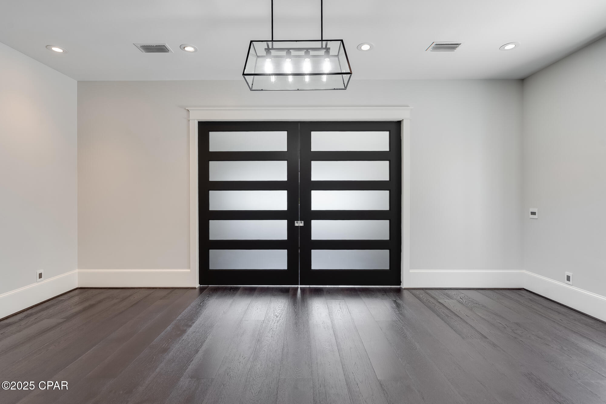 Lake Merial - Residential