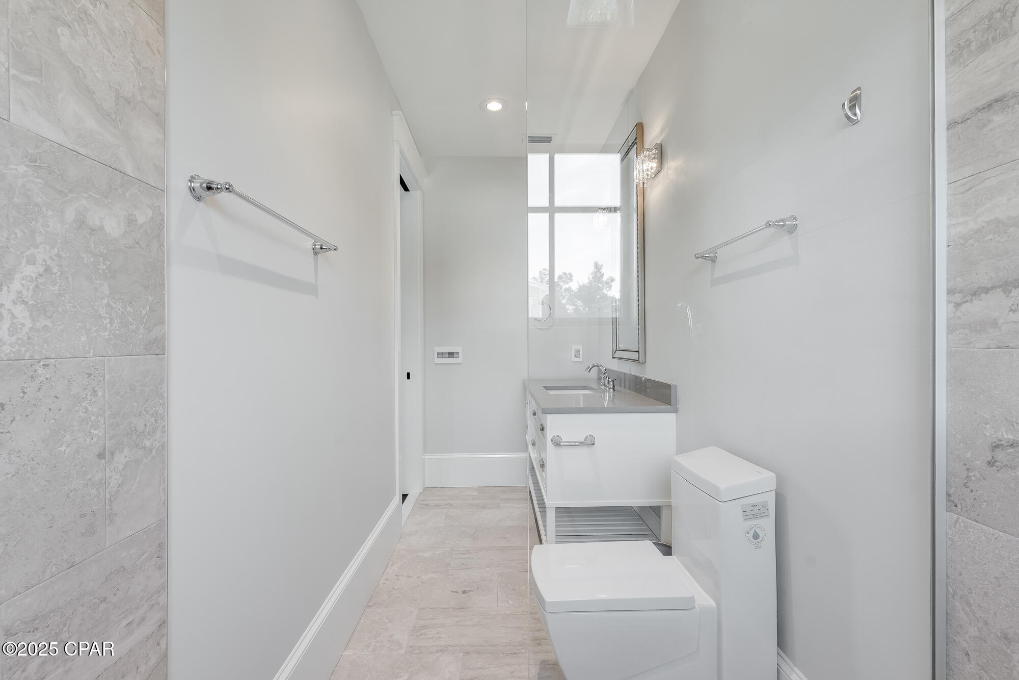 Lake Merial - Residential