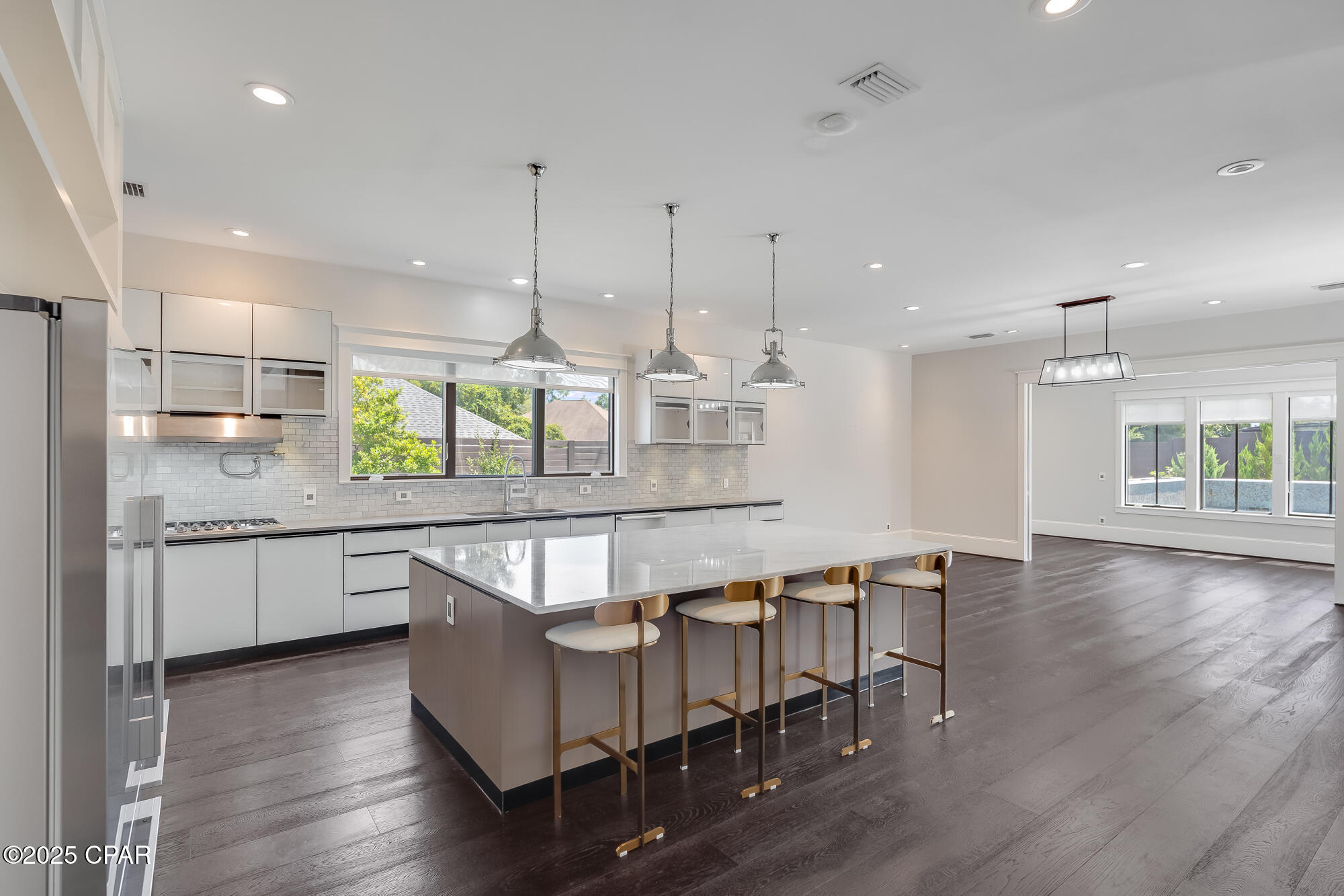 Lake Merial - Residential