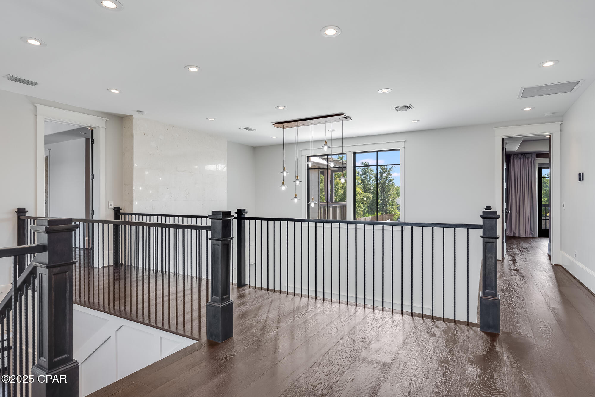 Lake Merial - Residential