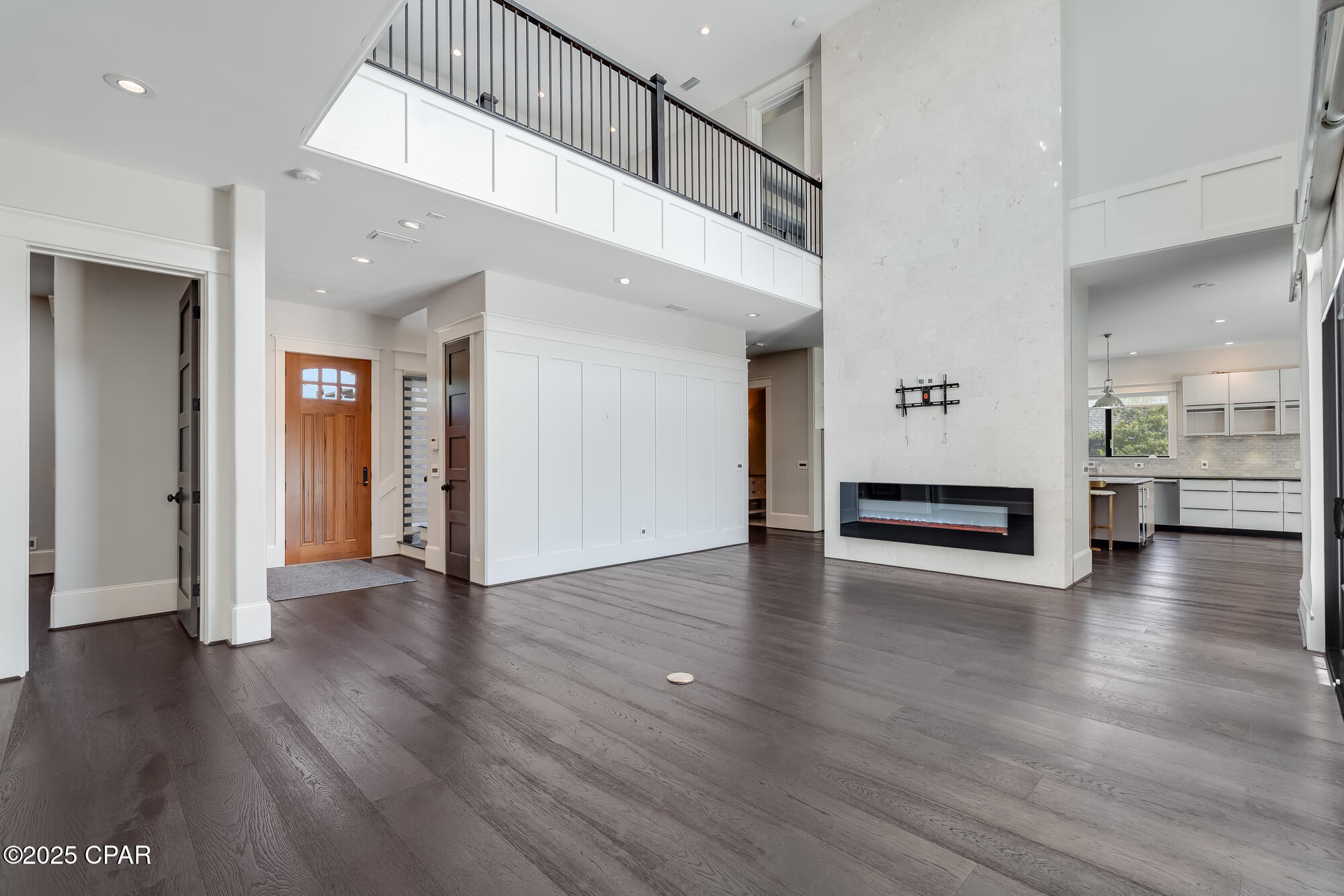 Lake Merial - Residential