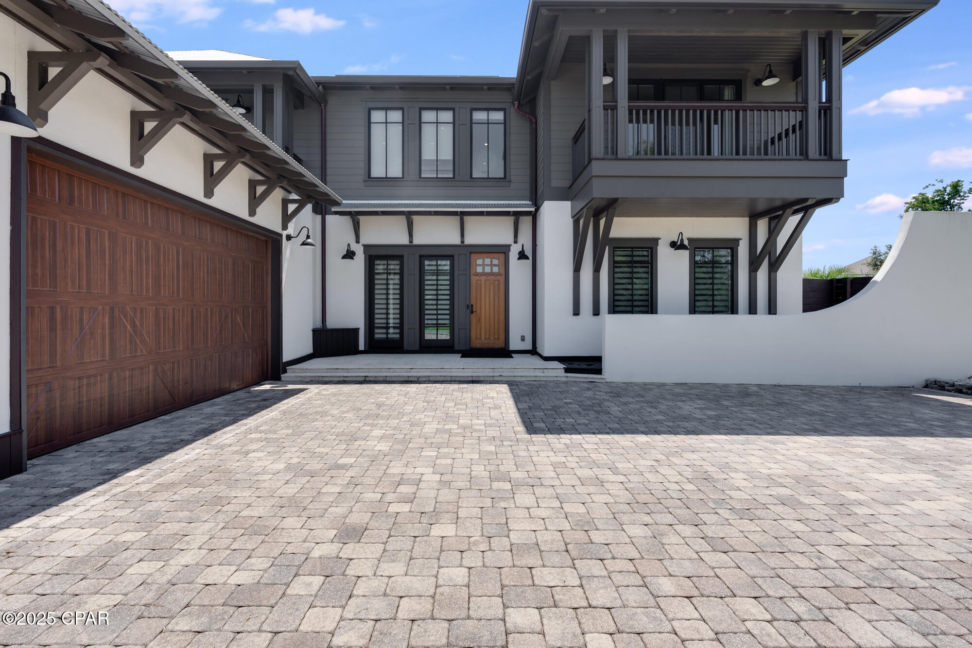 Lake Merial - Residential