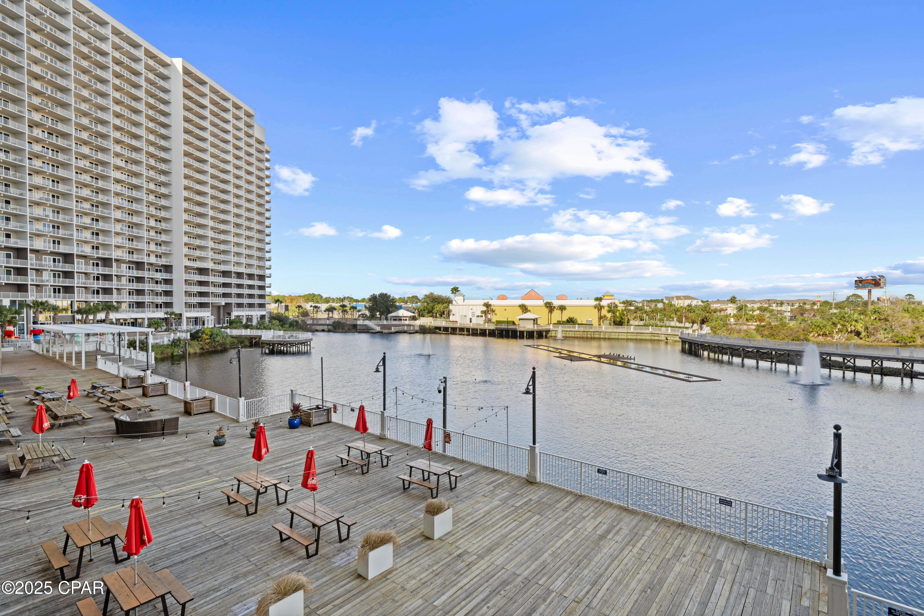 Laketown Wharf - Residential