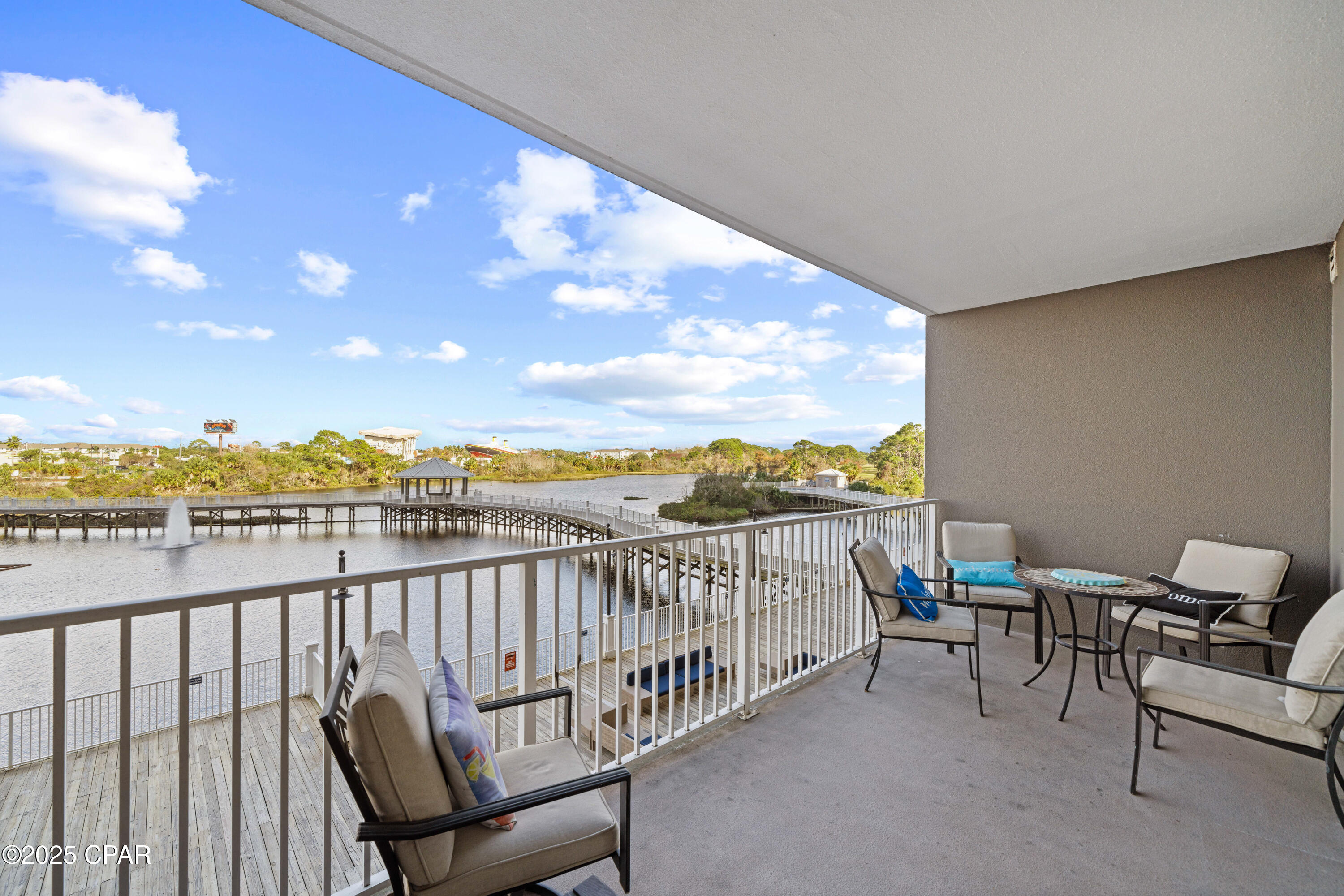 Laketown Wharf - Residential