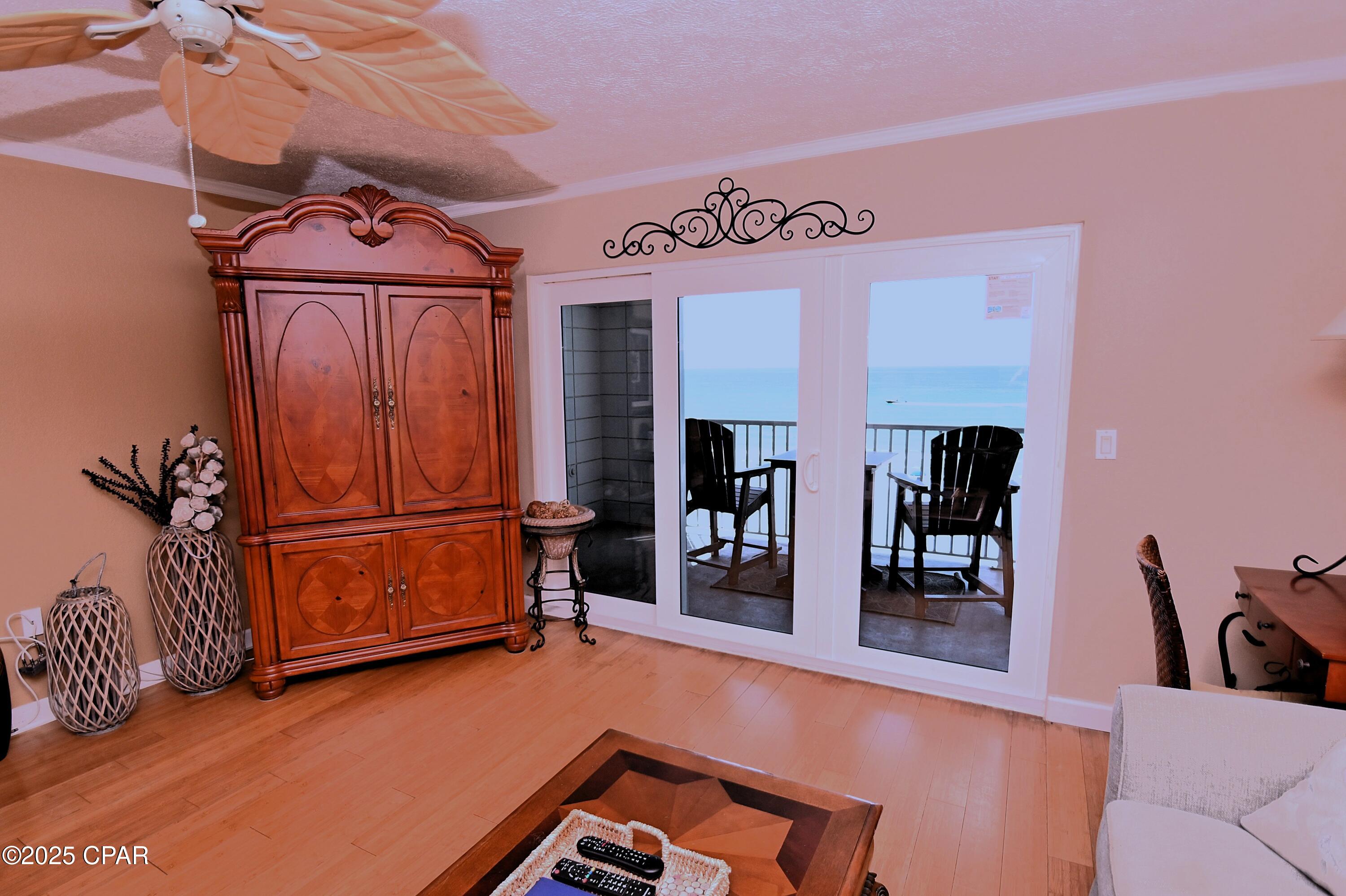 Mariner West Condo - Residential