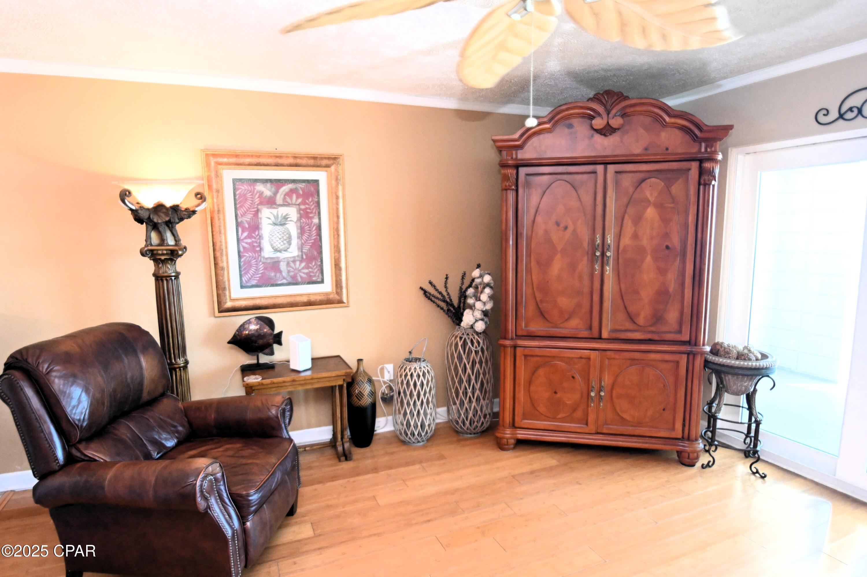 Mariner West Condo - Residential