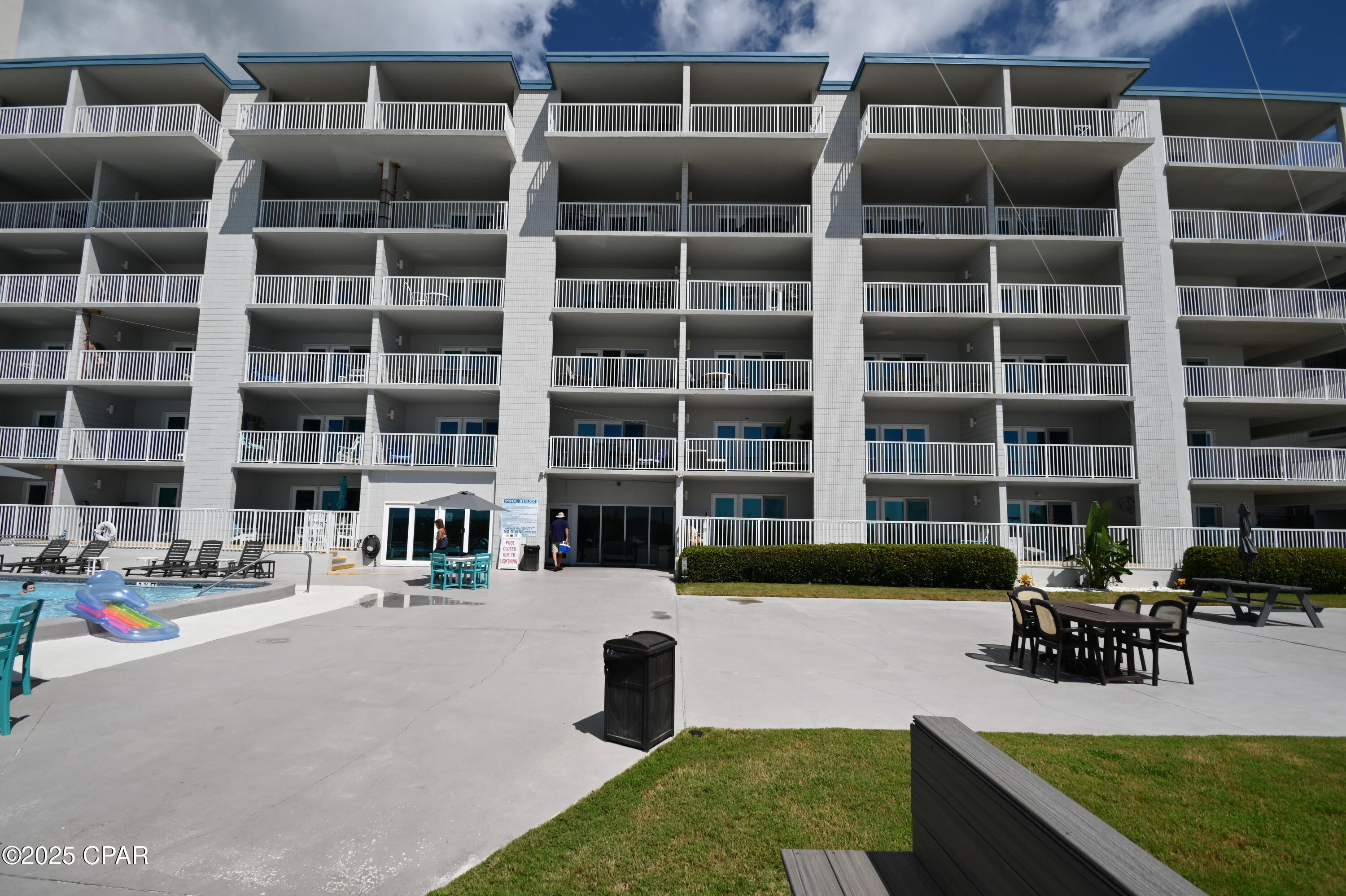 Mariner West Condo - Residential