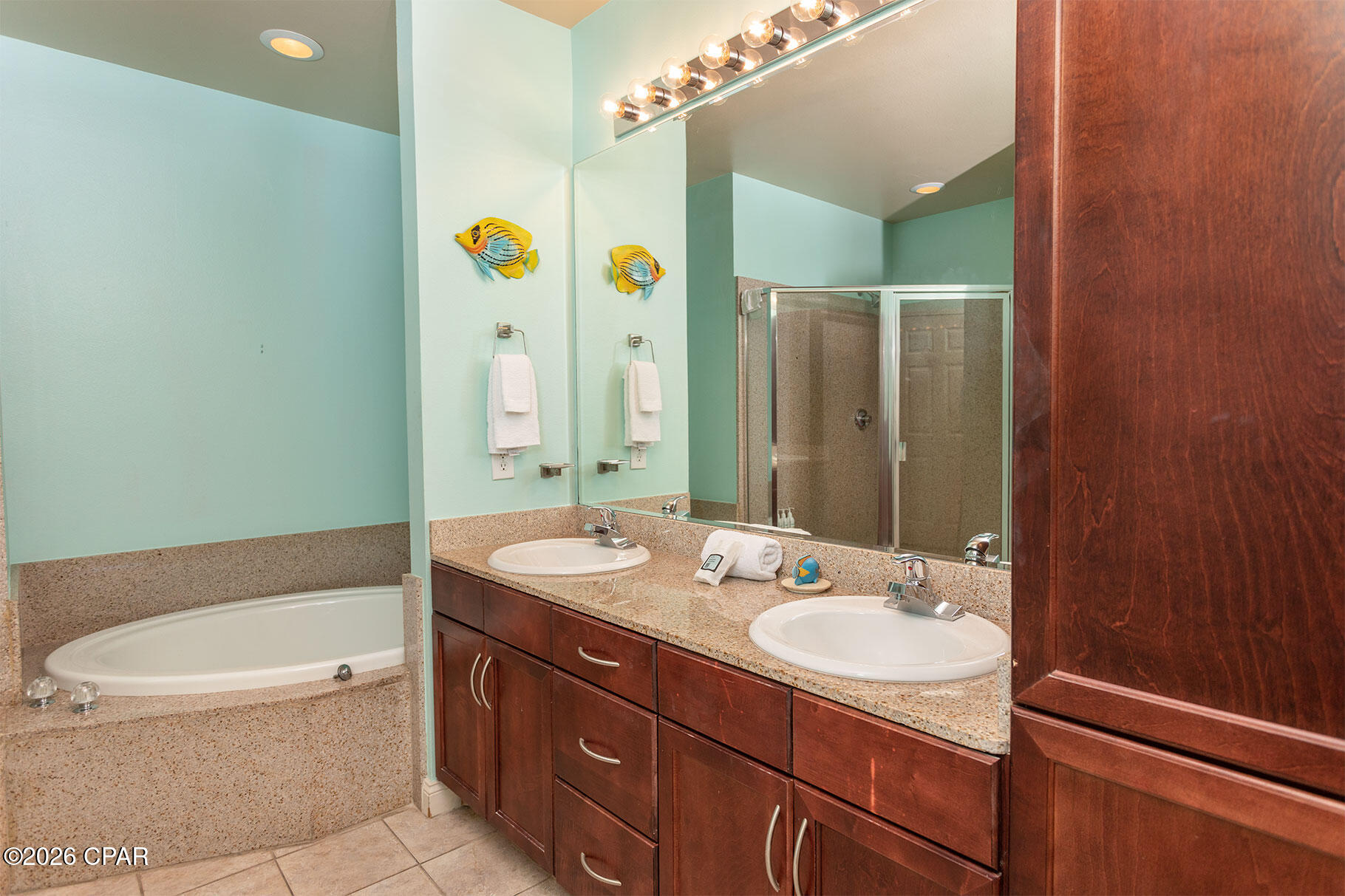 Laketown Wharf - Residential