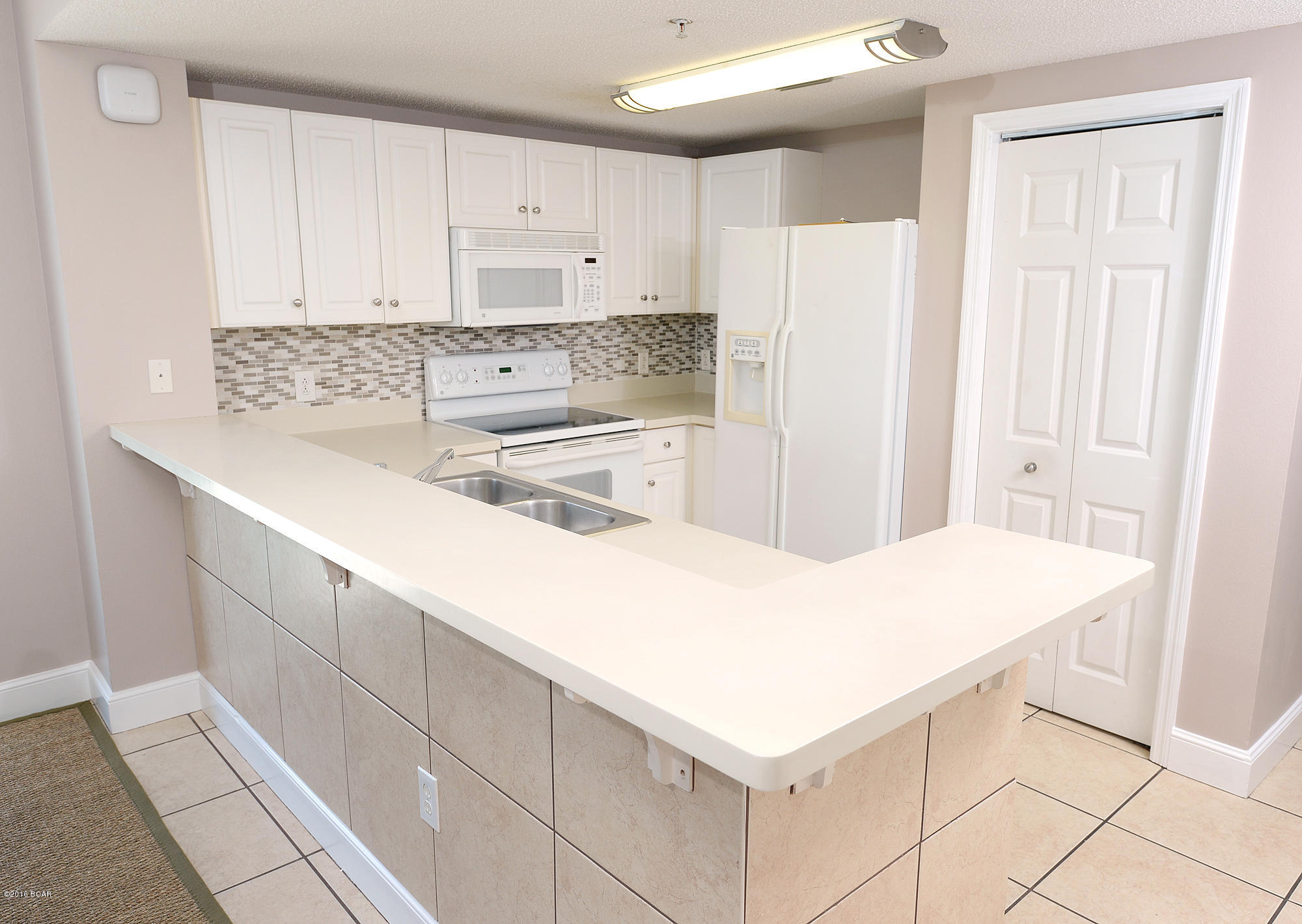 Majestic Beach Tower I - Residential