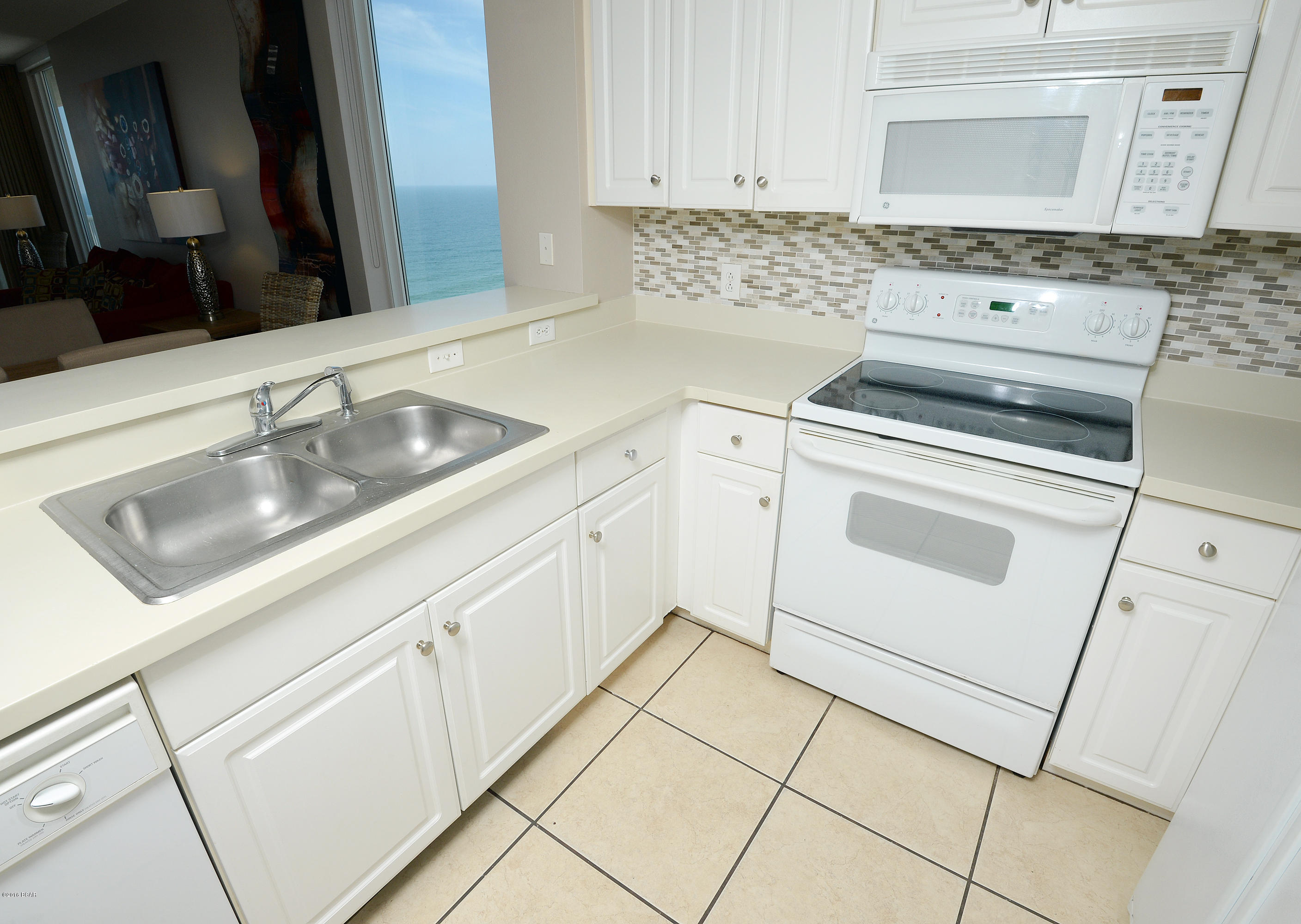 Majestic Beach Tower I - Residential