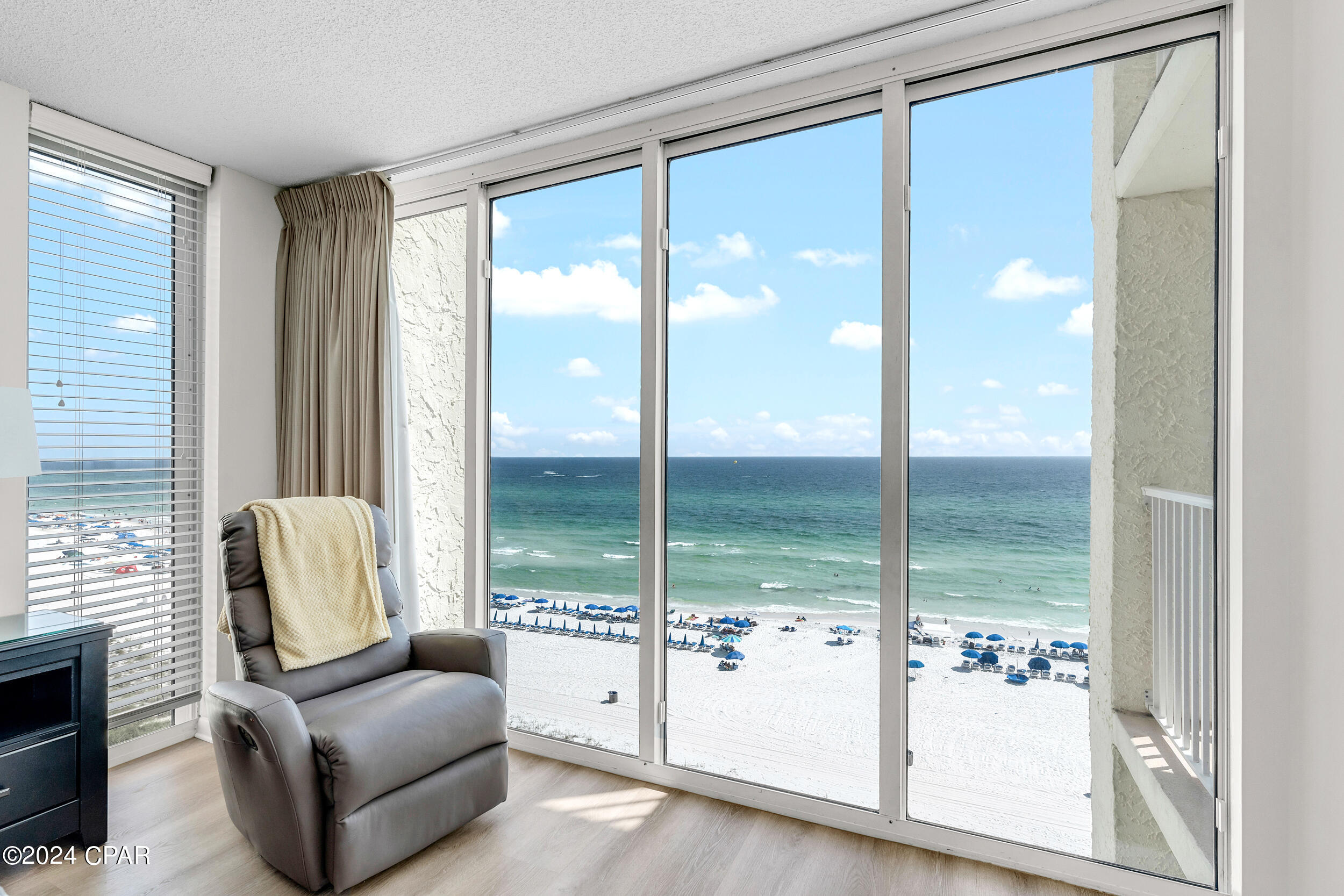 Long Beach Towers IV - Residential