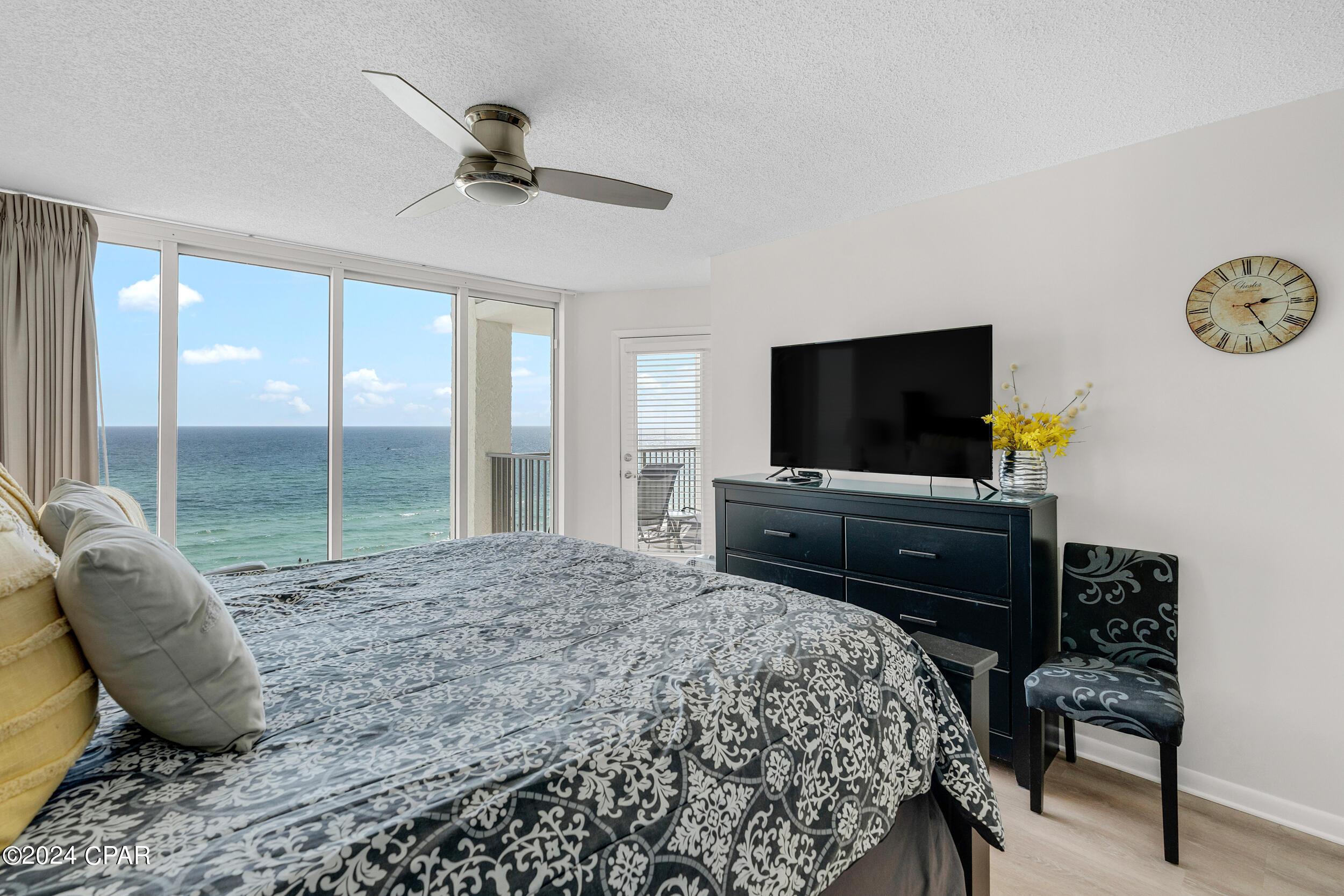 Long Beach Towers IV - Residential