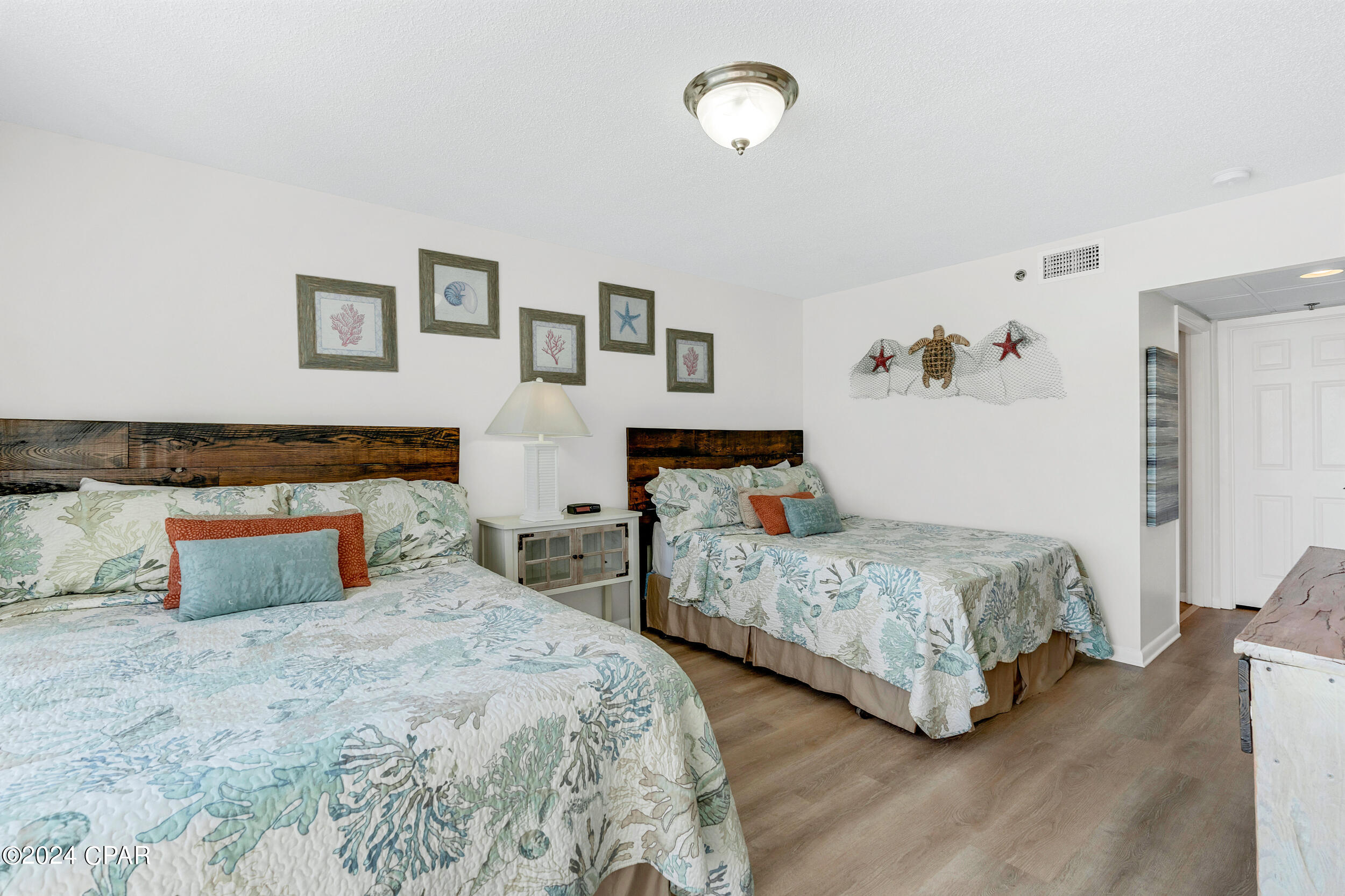 Long Beach Towers IV - Residential