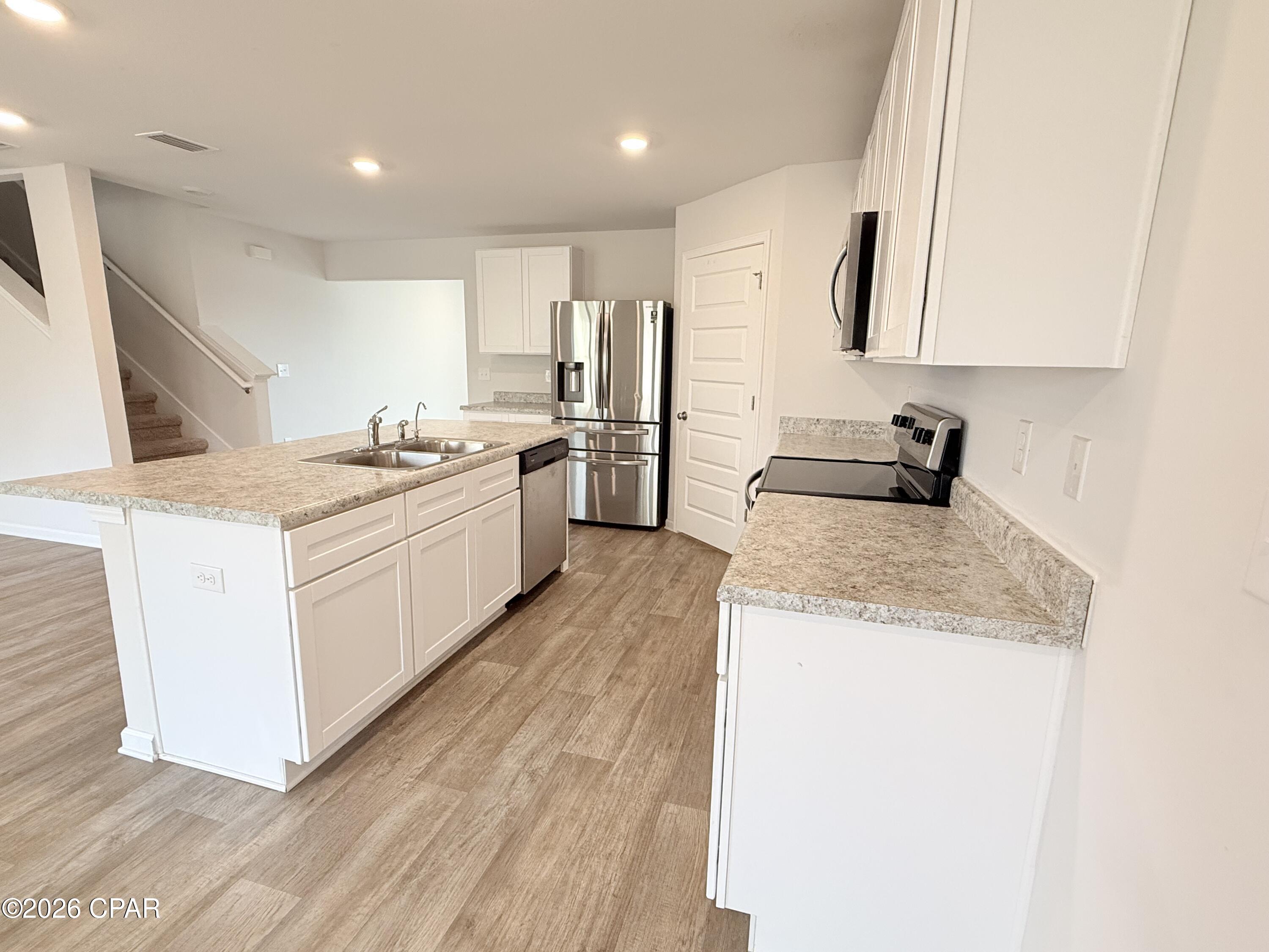 [No Recorded Subdiv] - Residential Lease