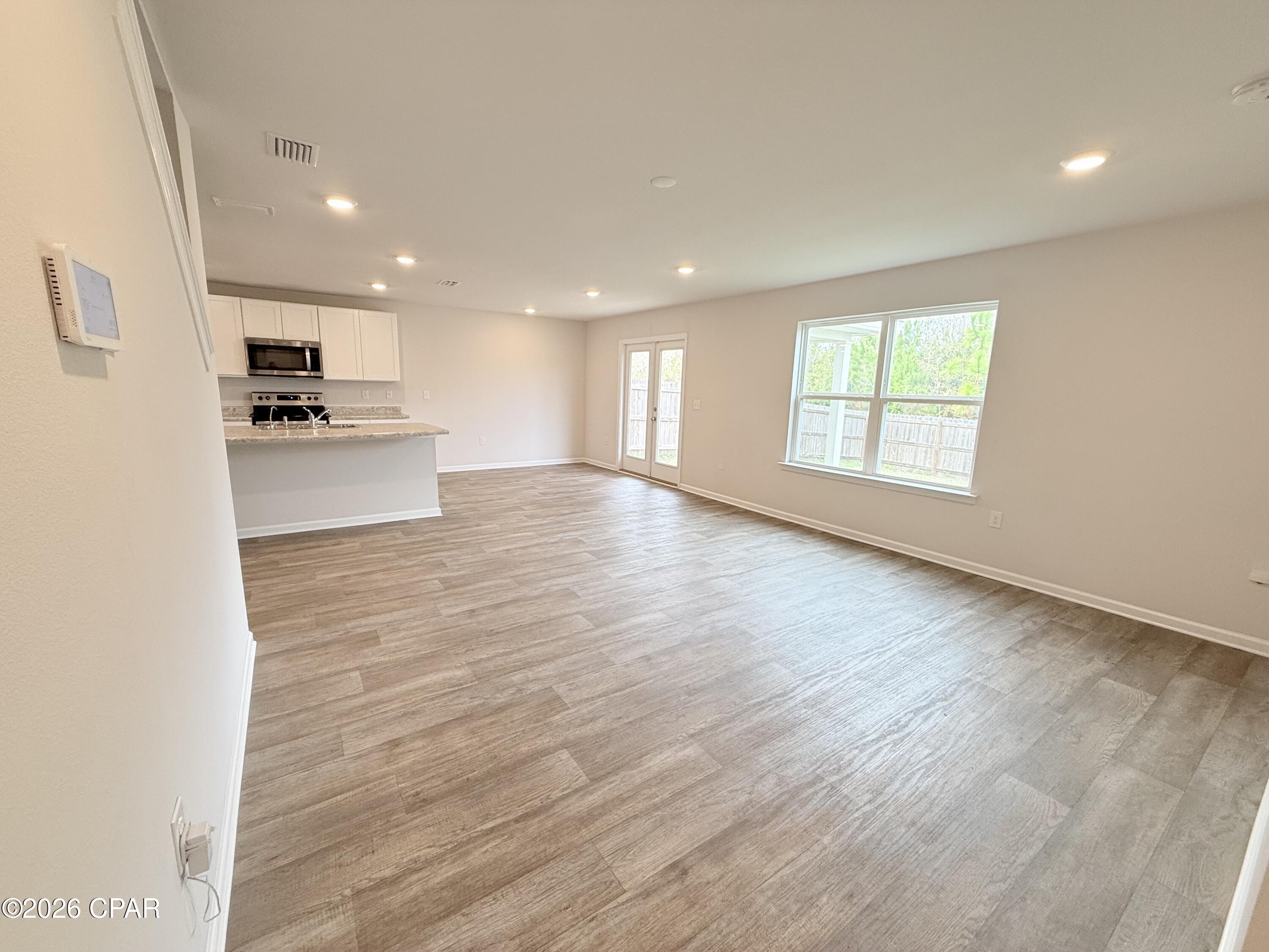 [No Recorded Subdiv] - Residential Lease