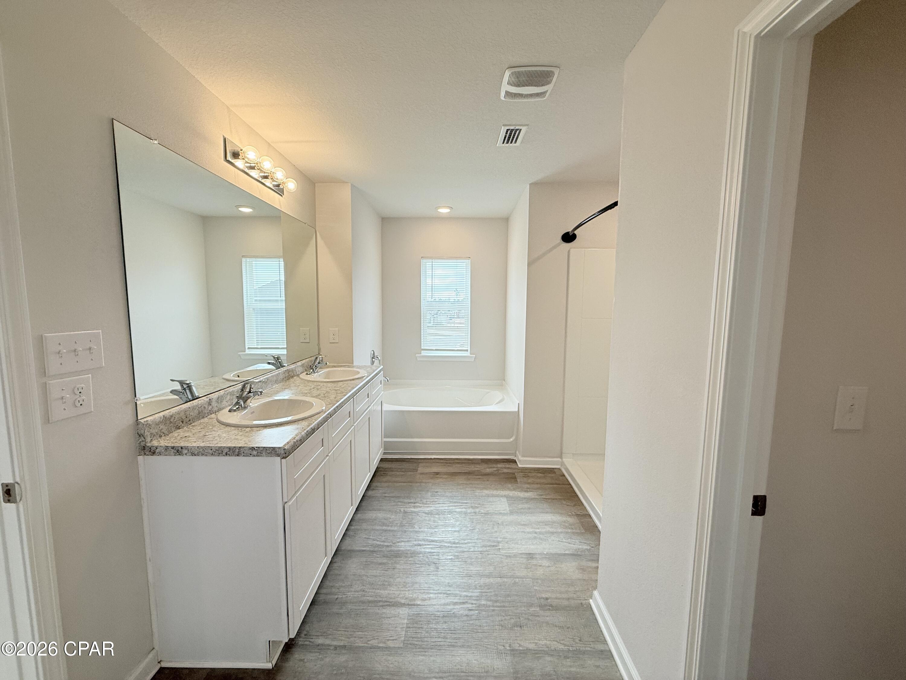 [No Recorded Subdiv] - Residential Lease