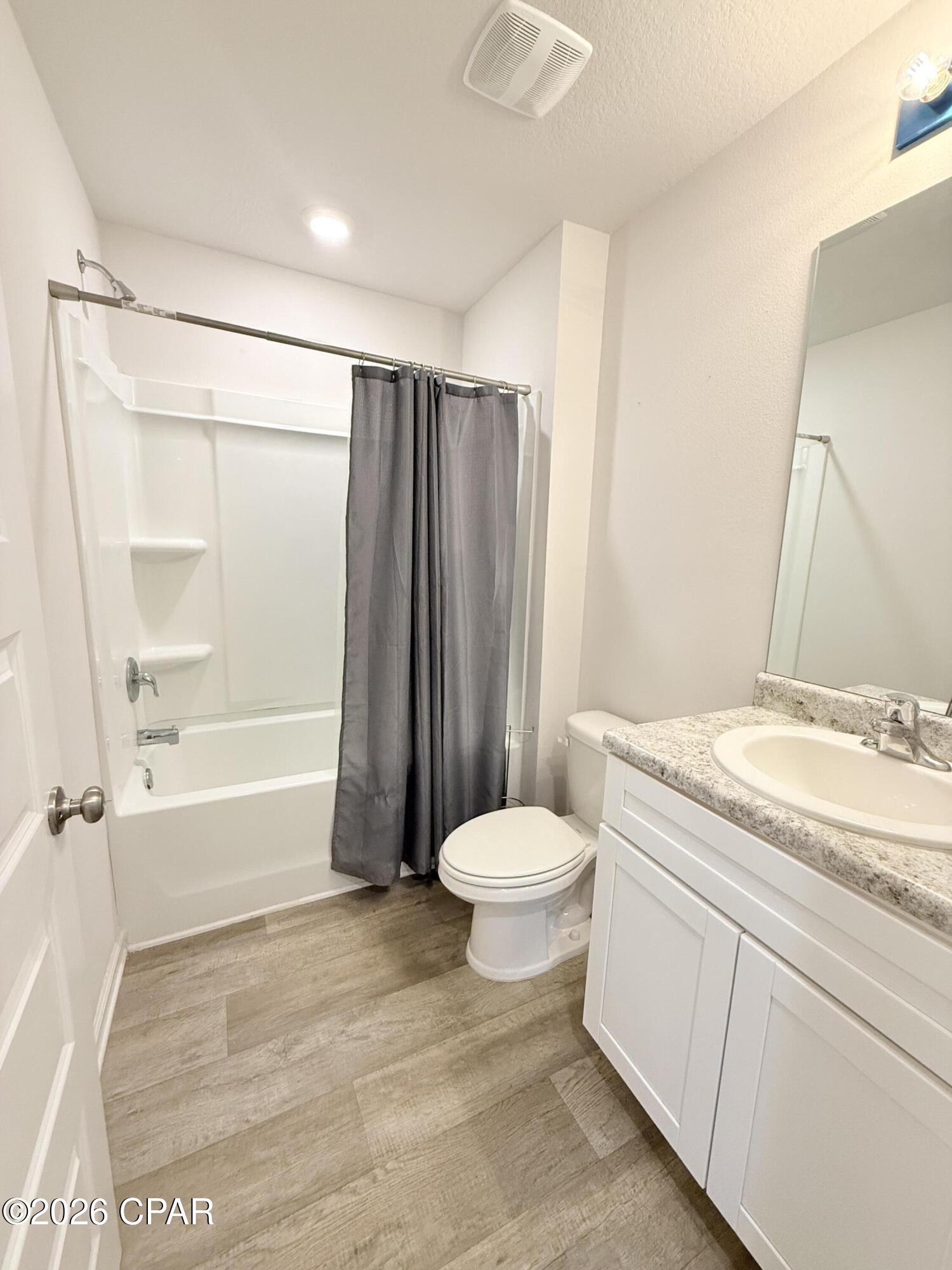 [No Recorded Subdiv] - Residential Lease