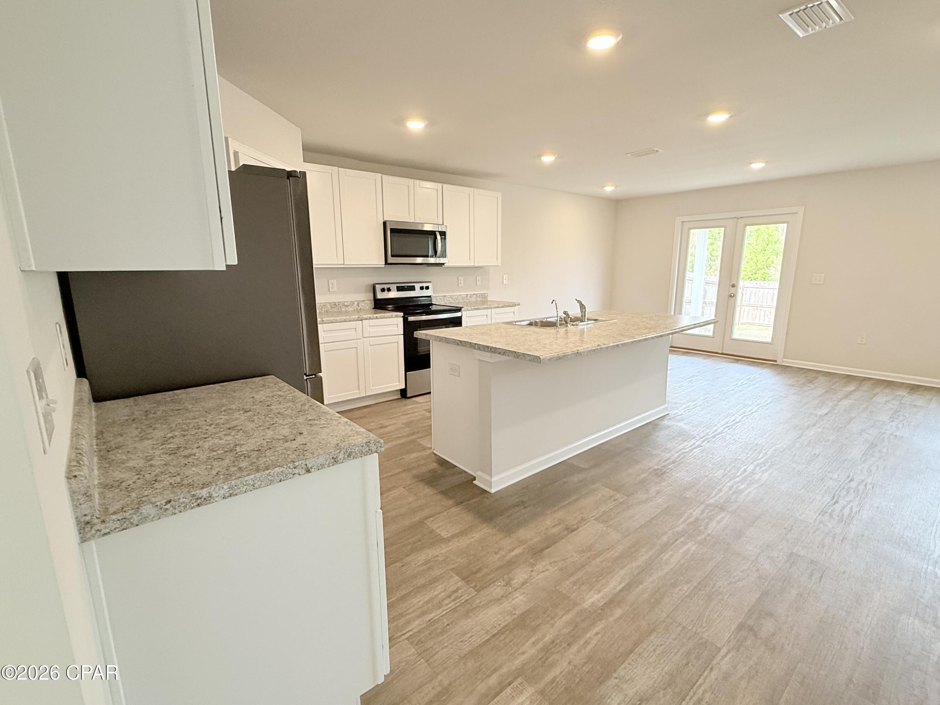 [No Recorded Subdiv] - Residential Lease