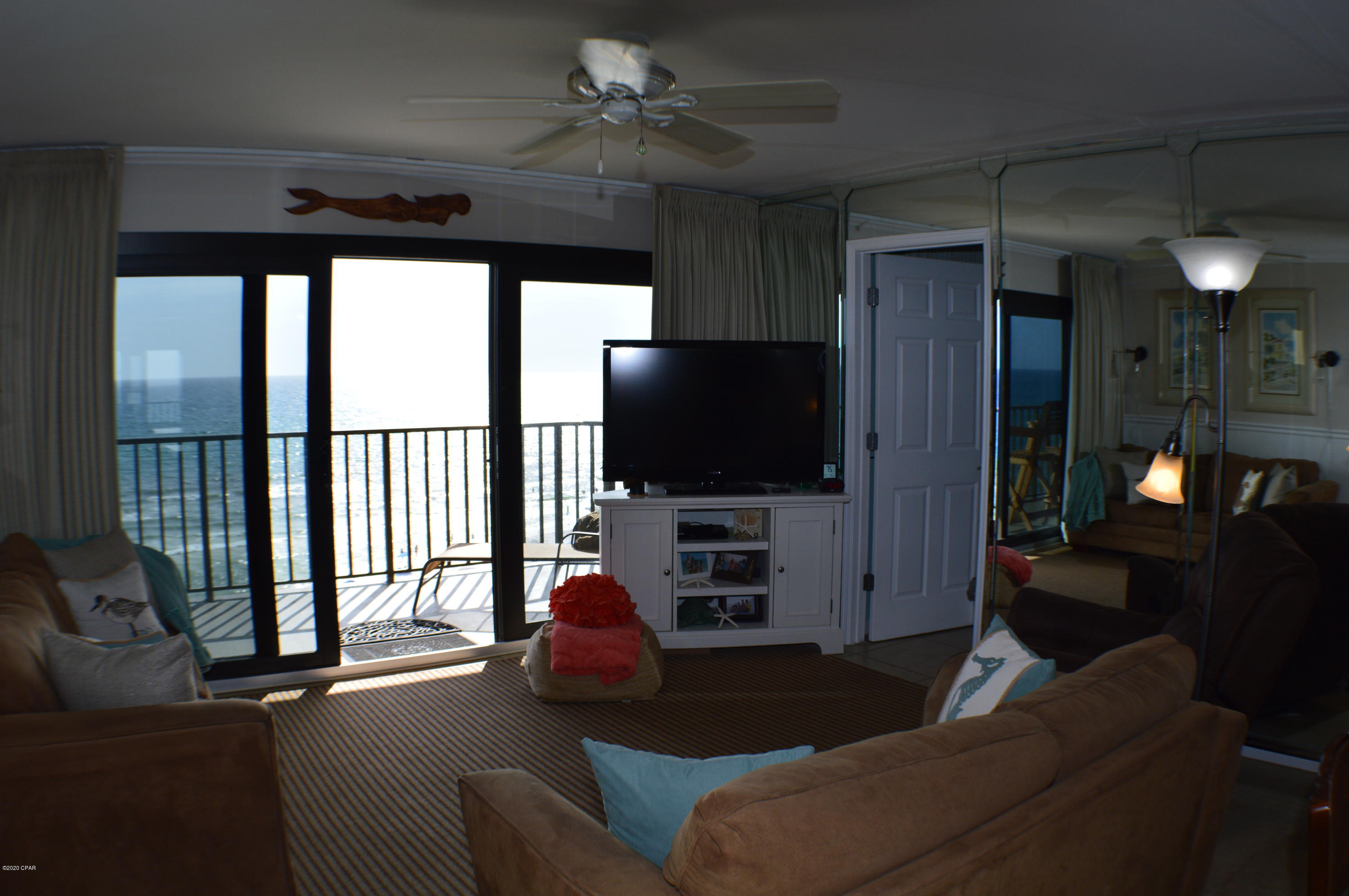 The Commodore - Residential