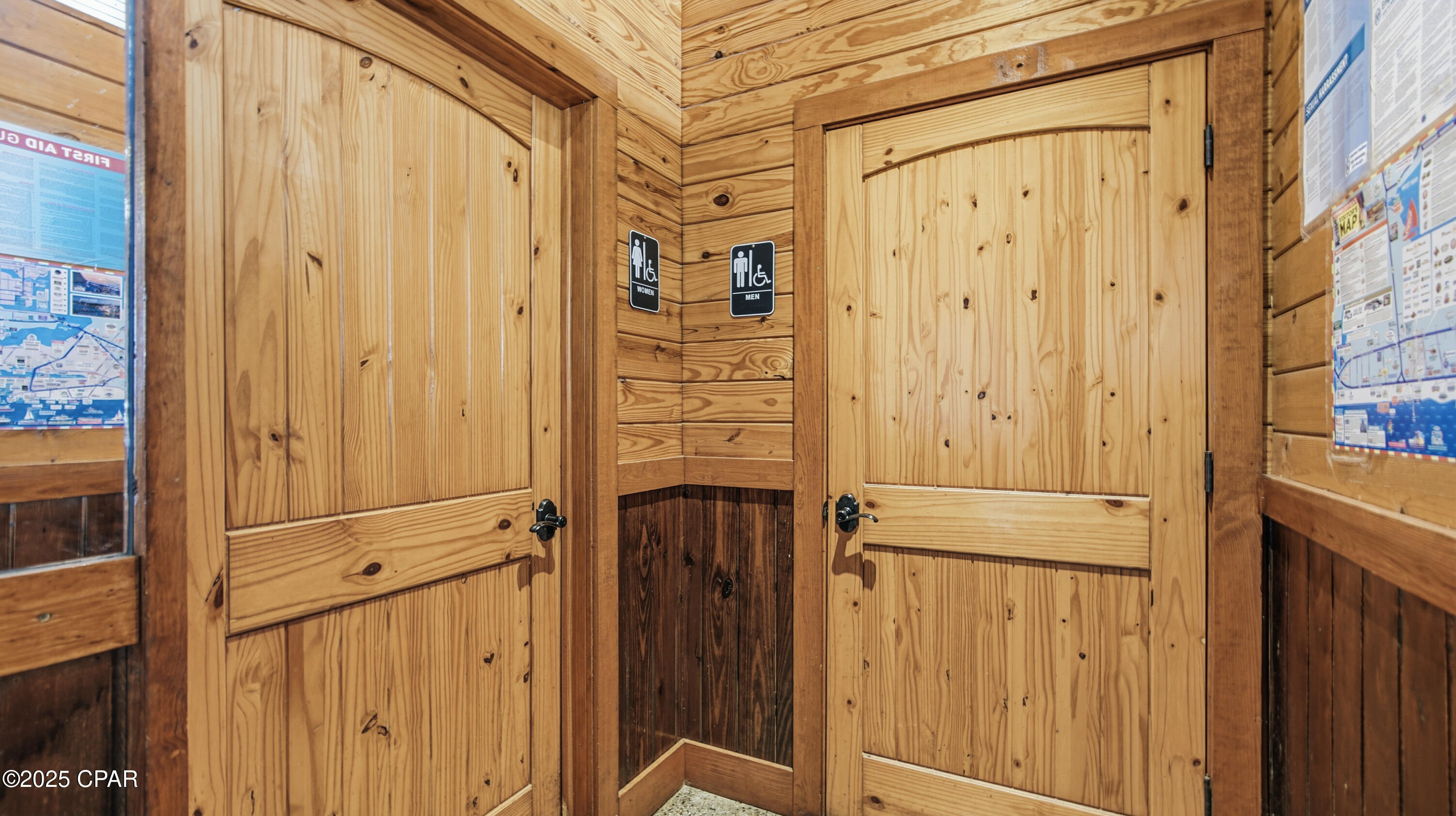 [No Recorded Subdiv] - Commercial Sale