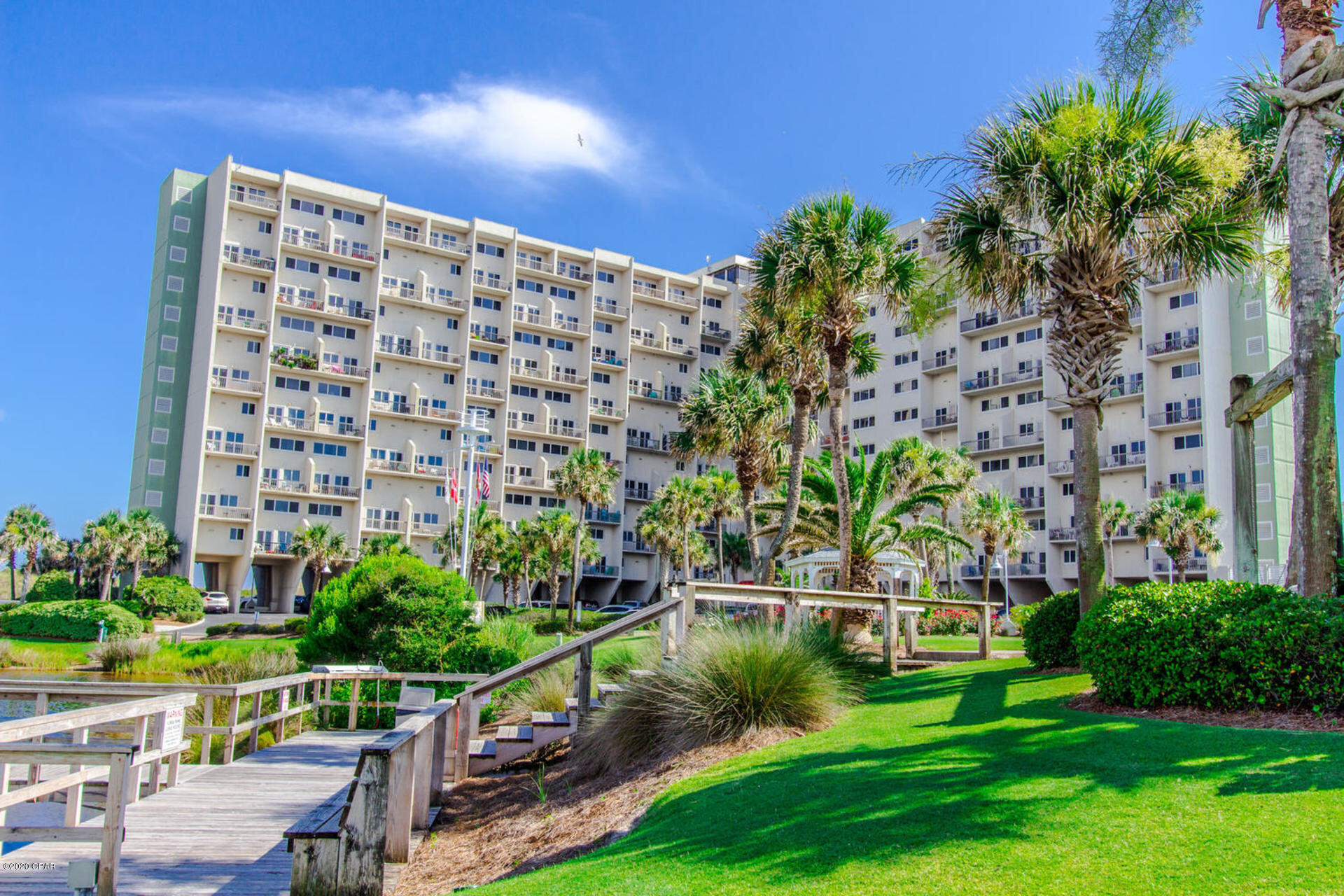 Pinnacle Port - Residential