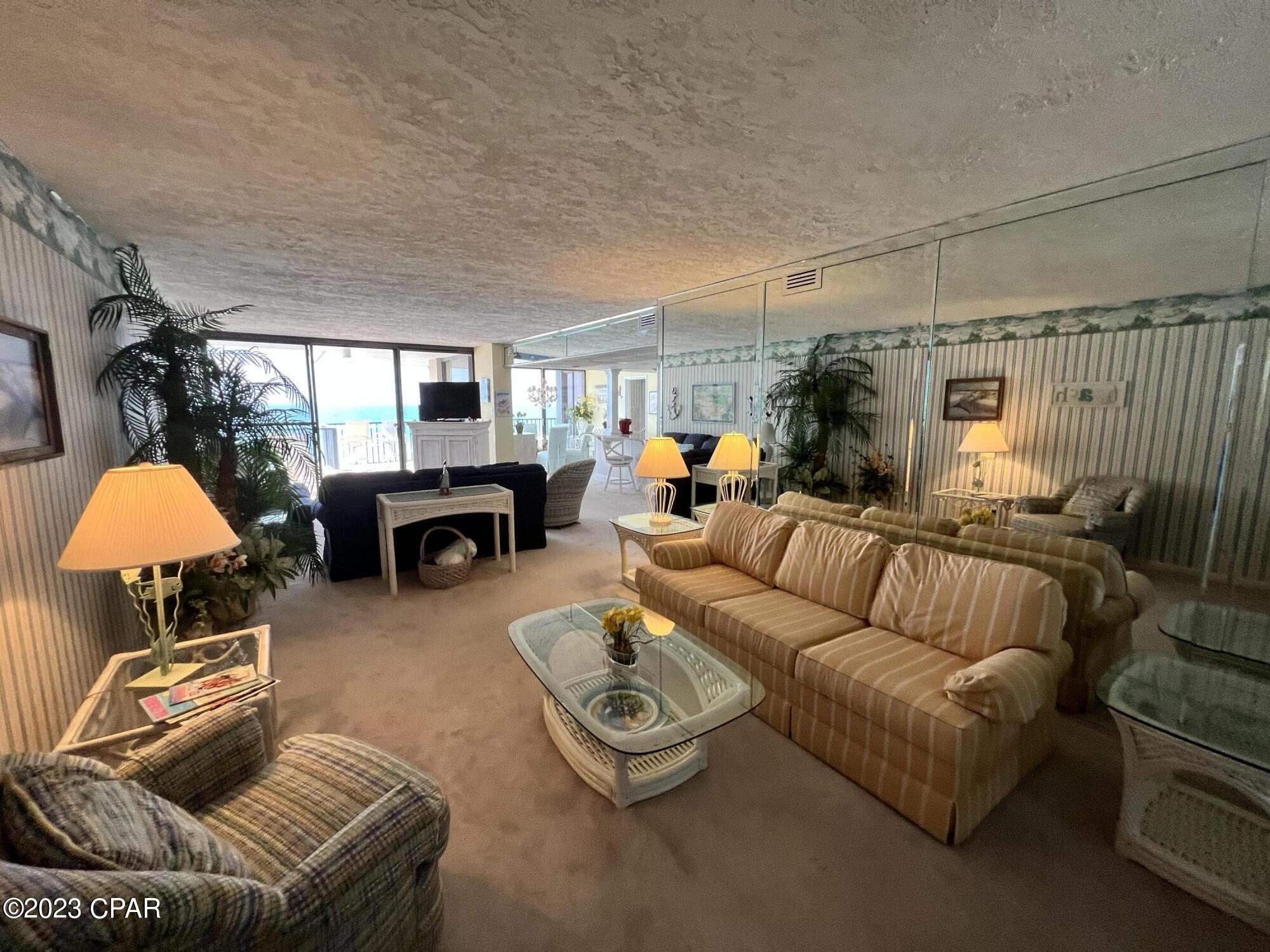 Pelican Walk - Residential