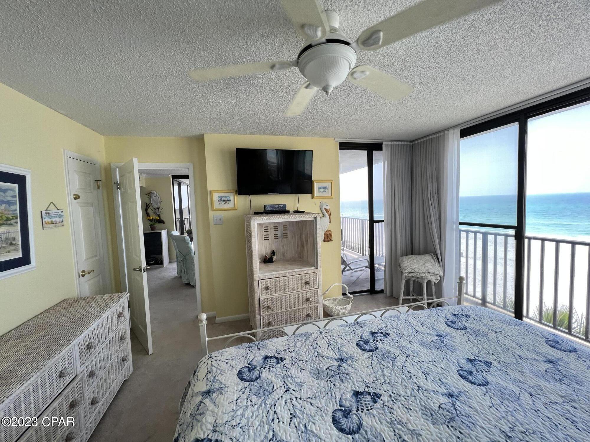 Pelican Walk - Residential